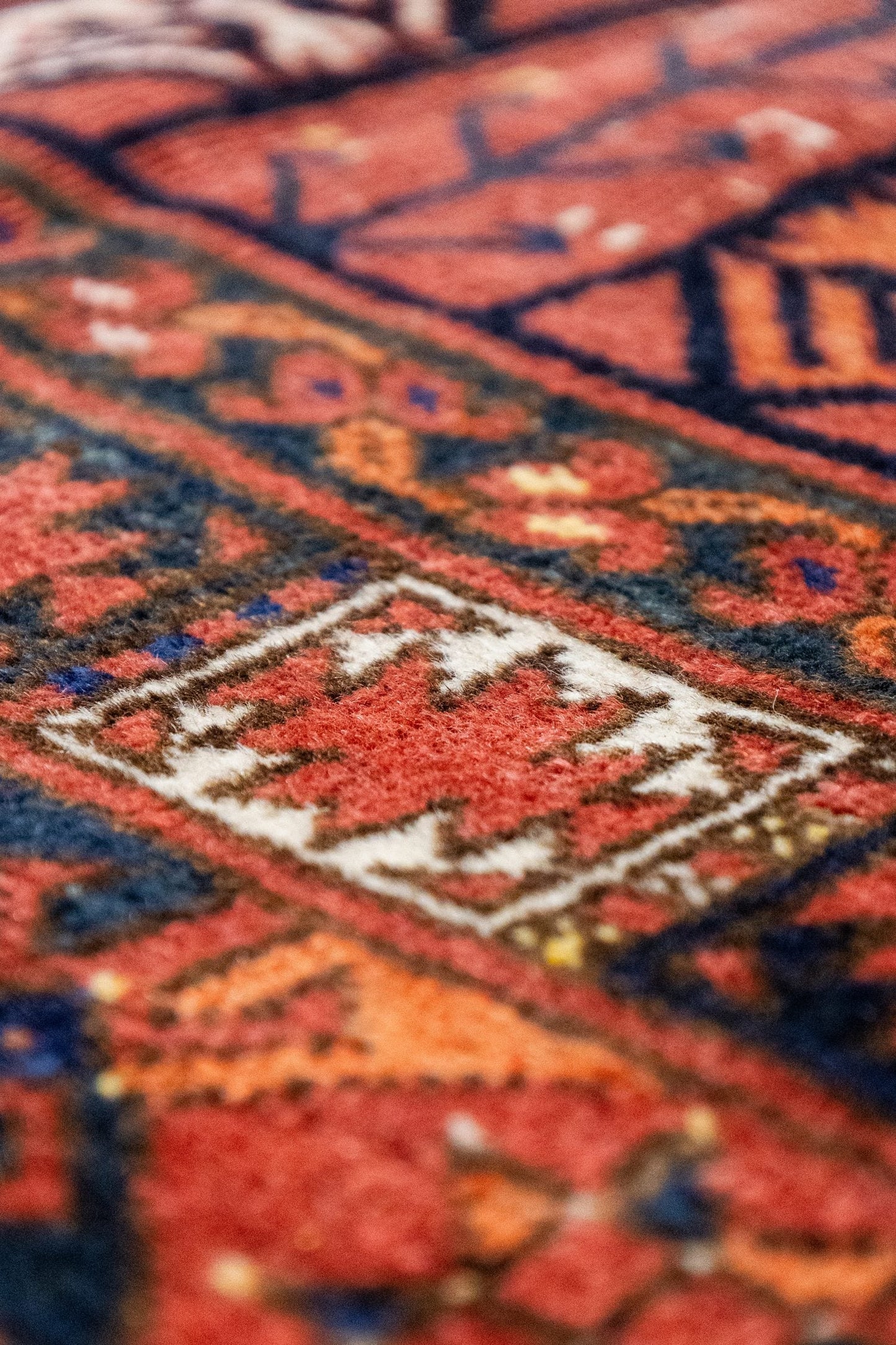 Antique Ersari Handwoven Tribal Rug, J87310