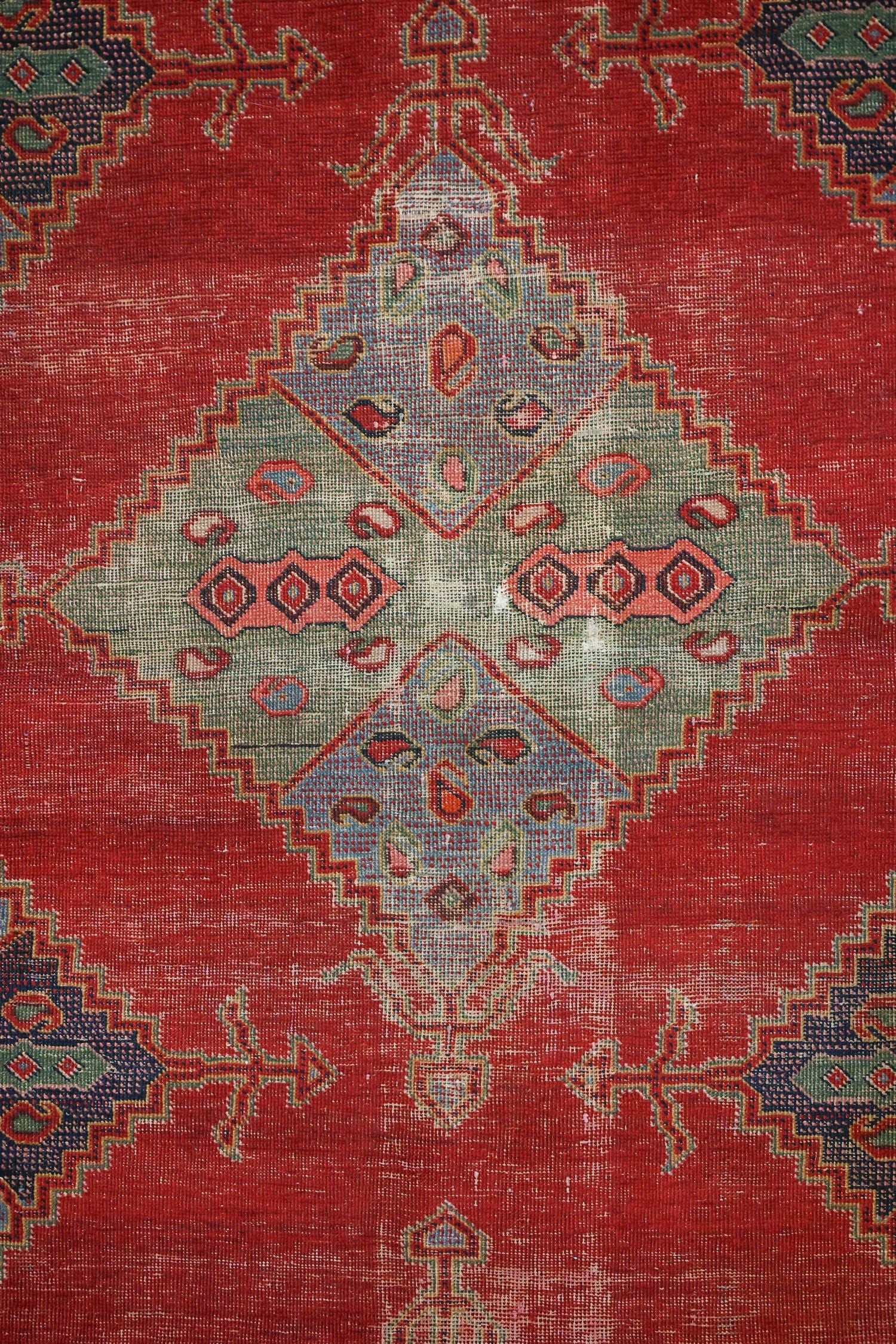 Vintage Ferahan Handwoven Tribal Rug, J67499