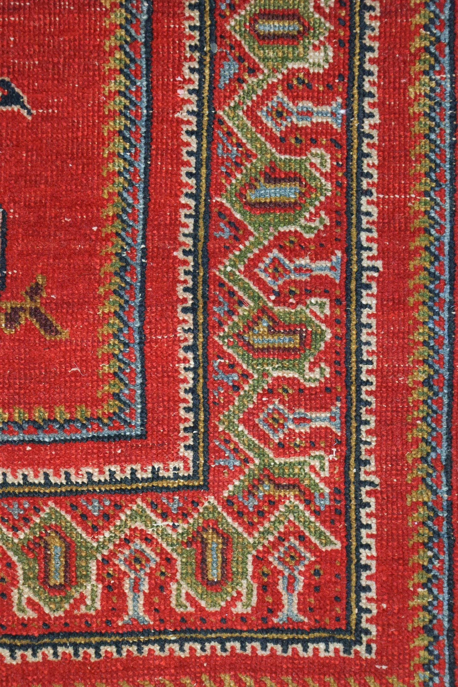 Vintage Ferahan Handwoven Tribal Rug, J67499
