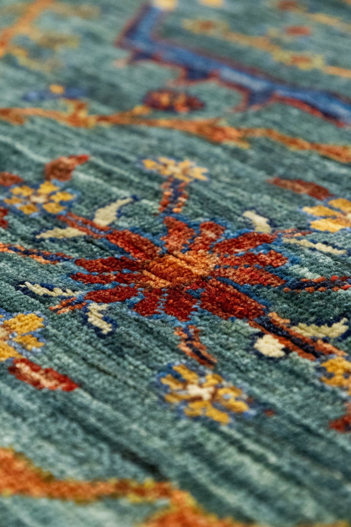 Ferahan Handwoven Tribal Rug, J89228