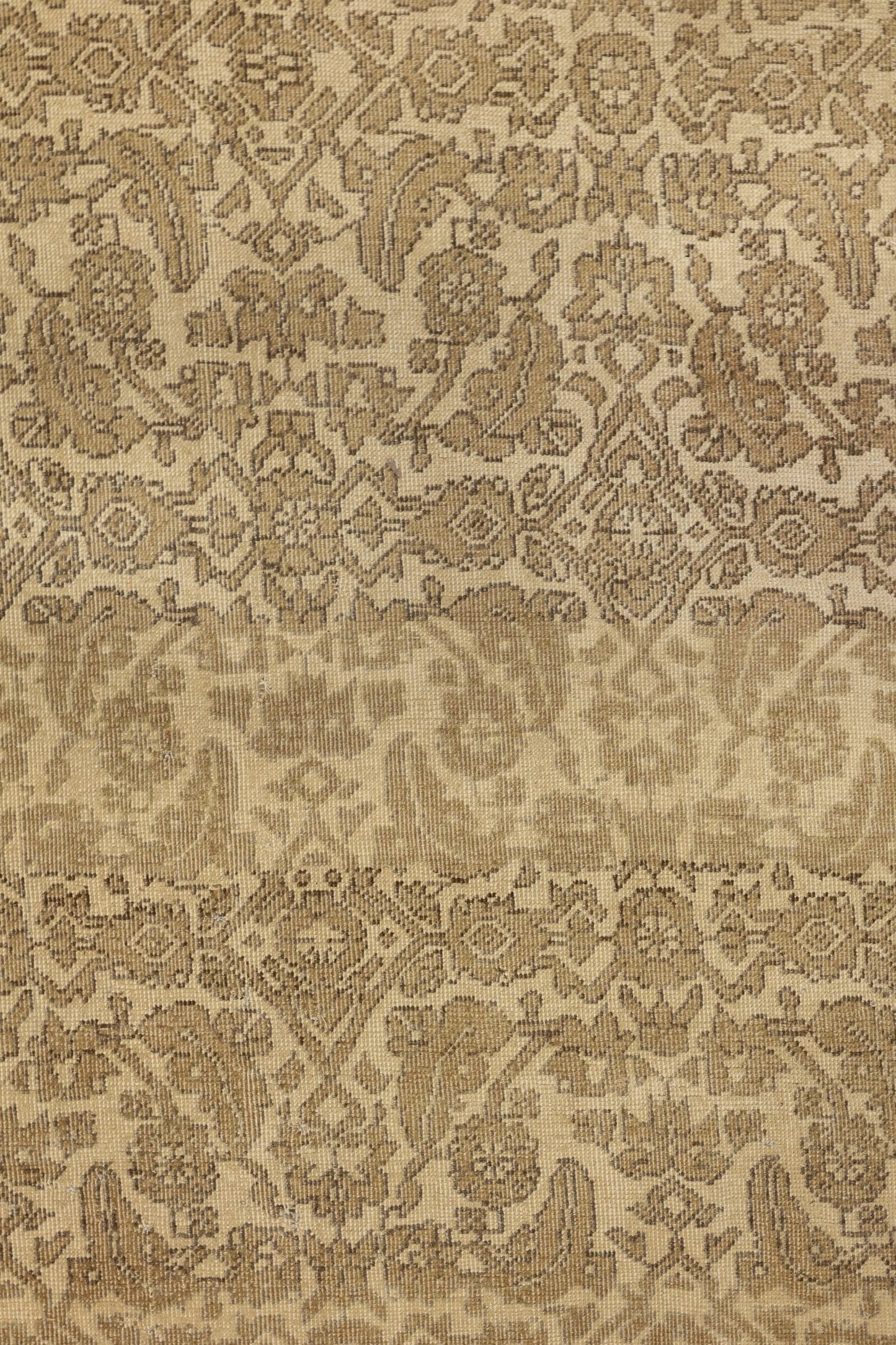 Ferraghan Handwoven Tribal Rug, J81004