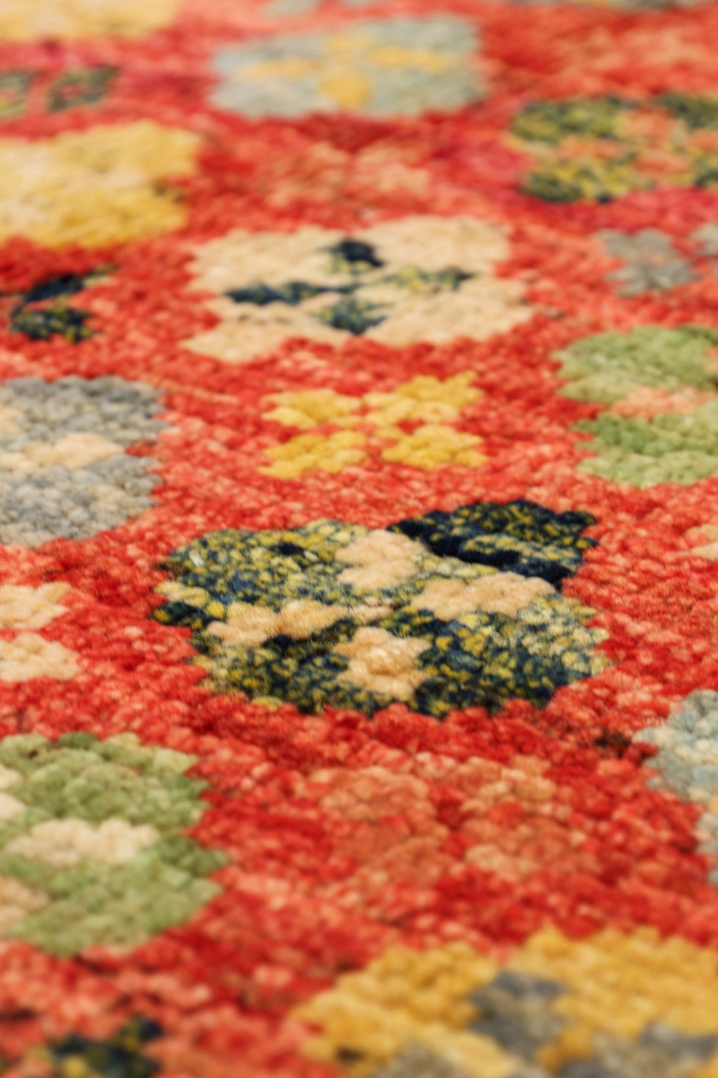 Gabbeh Handwoven Tribal Rug, J79521