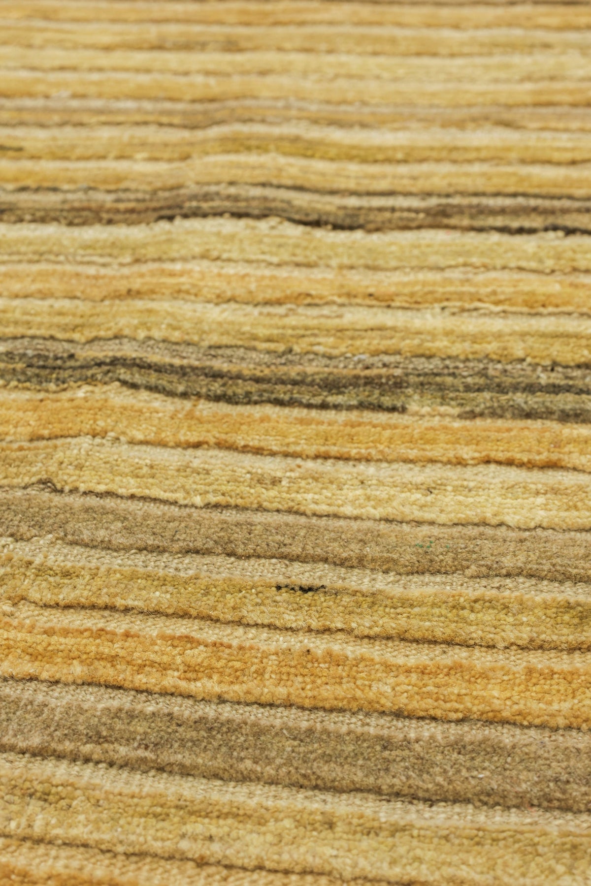 Gabbeh Handwoven Tribal Rug, J79628