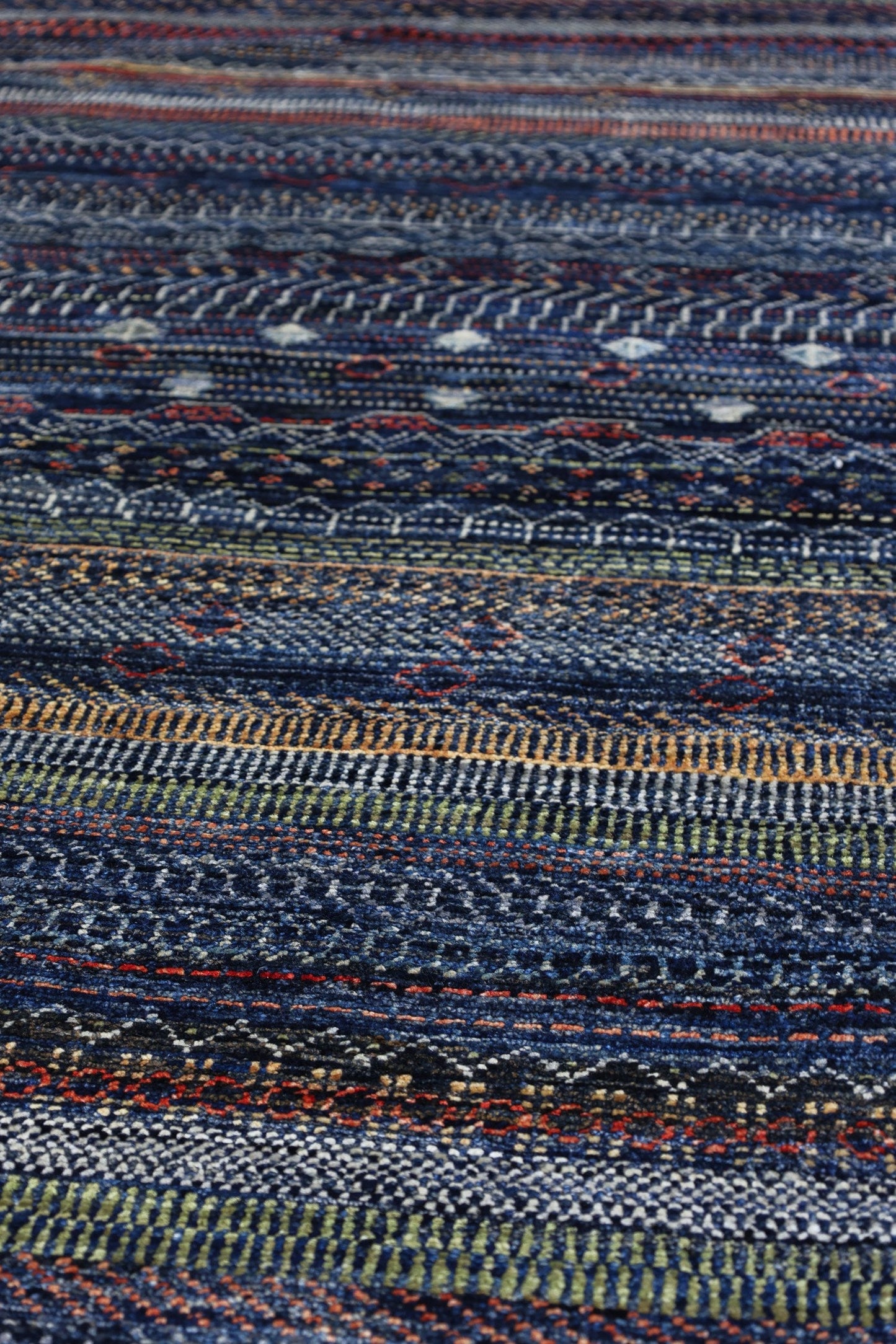 Gabbeh Handwoven Tribal Rug, J79855