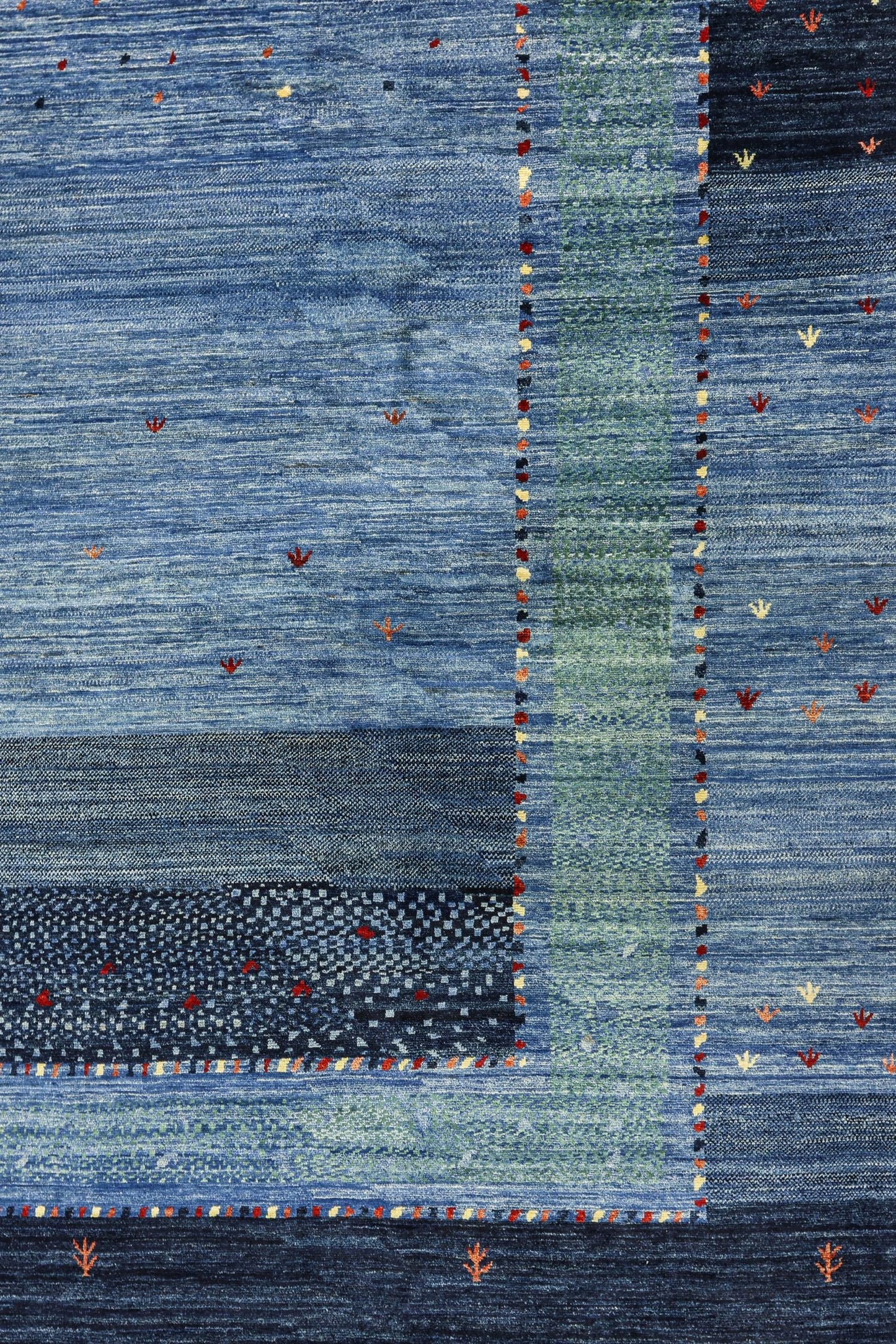 Gabbeh Handwoven Tribal Rug, J81022