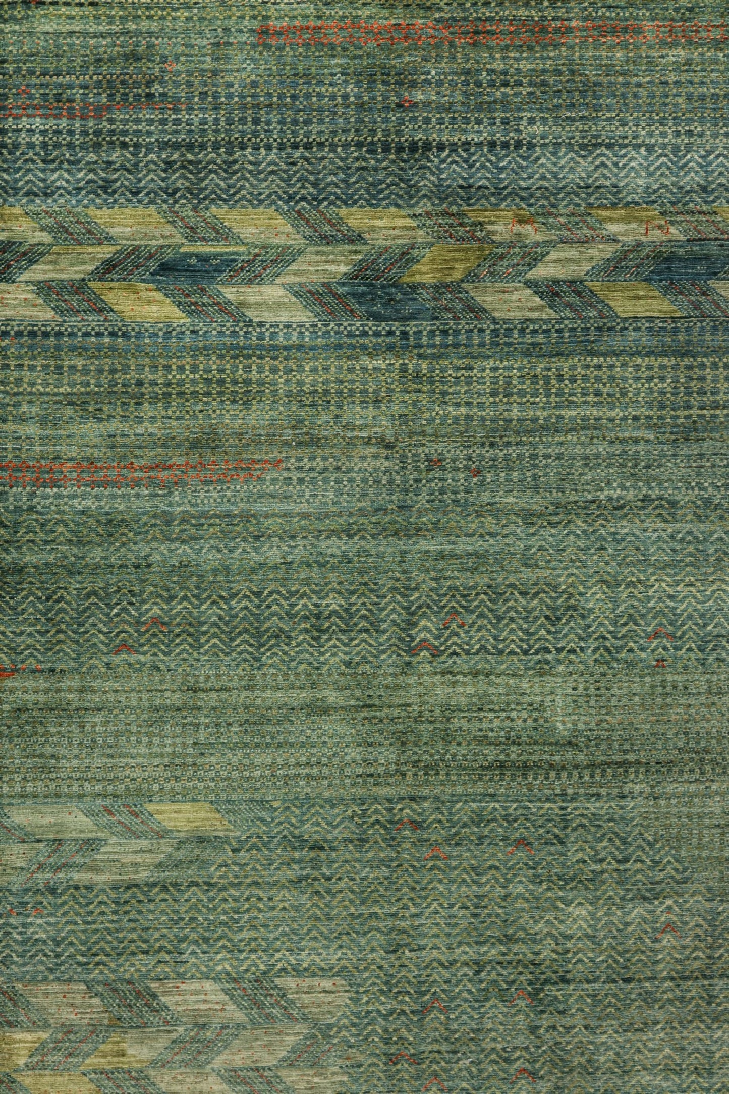 Gabbeh Handwoven Tribal Rug, J81117