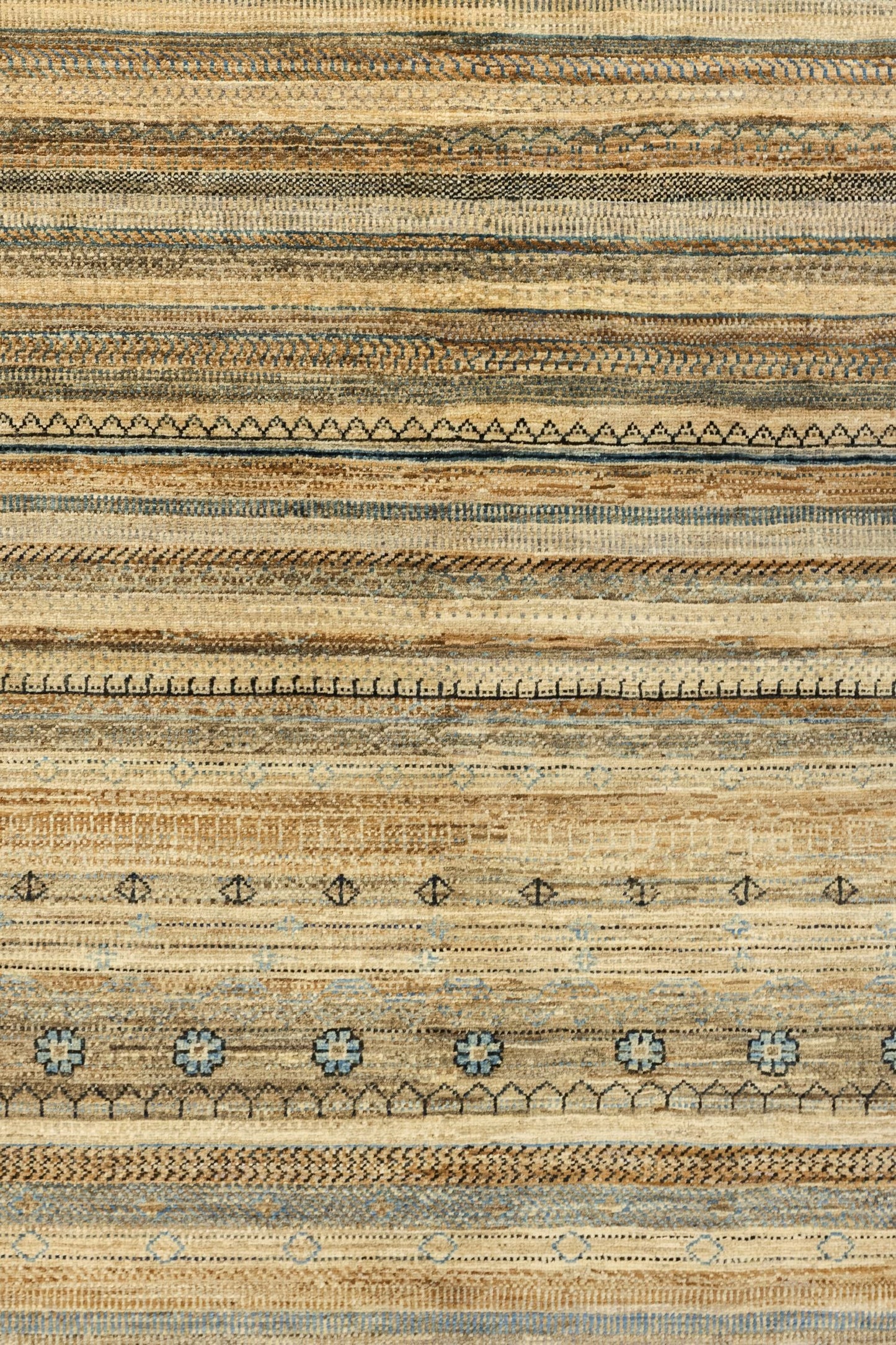 Gabbeh Handwoven Tribal Rug, J81119