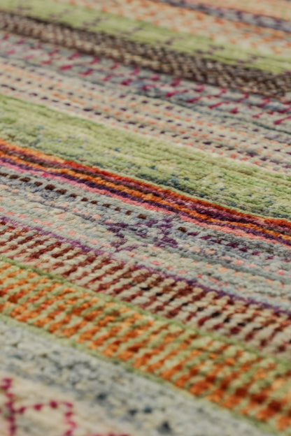 Gabbeh Handwoven Tribal Rug, J81141