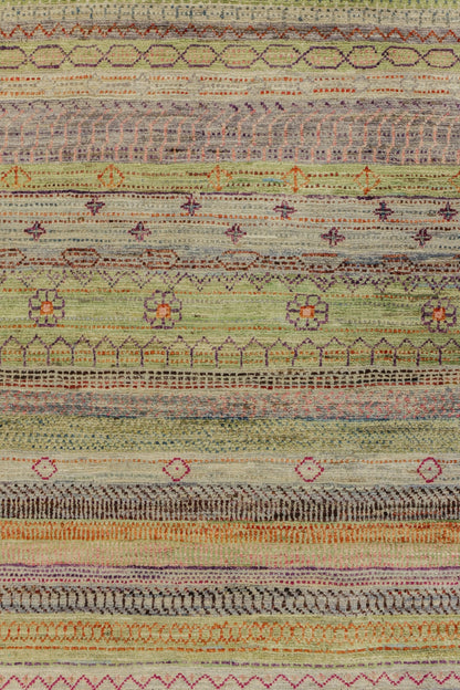Gabbeh Handwoven Tribal Rug, J81141