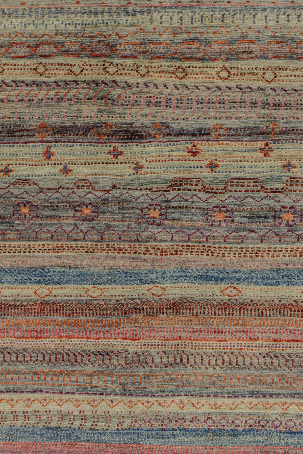 Gabbeh Handwoven Tribal Rug, J81145