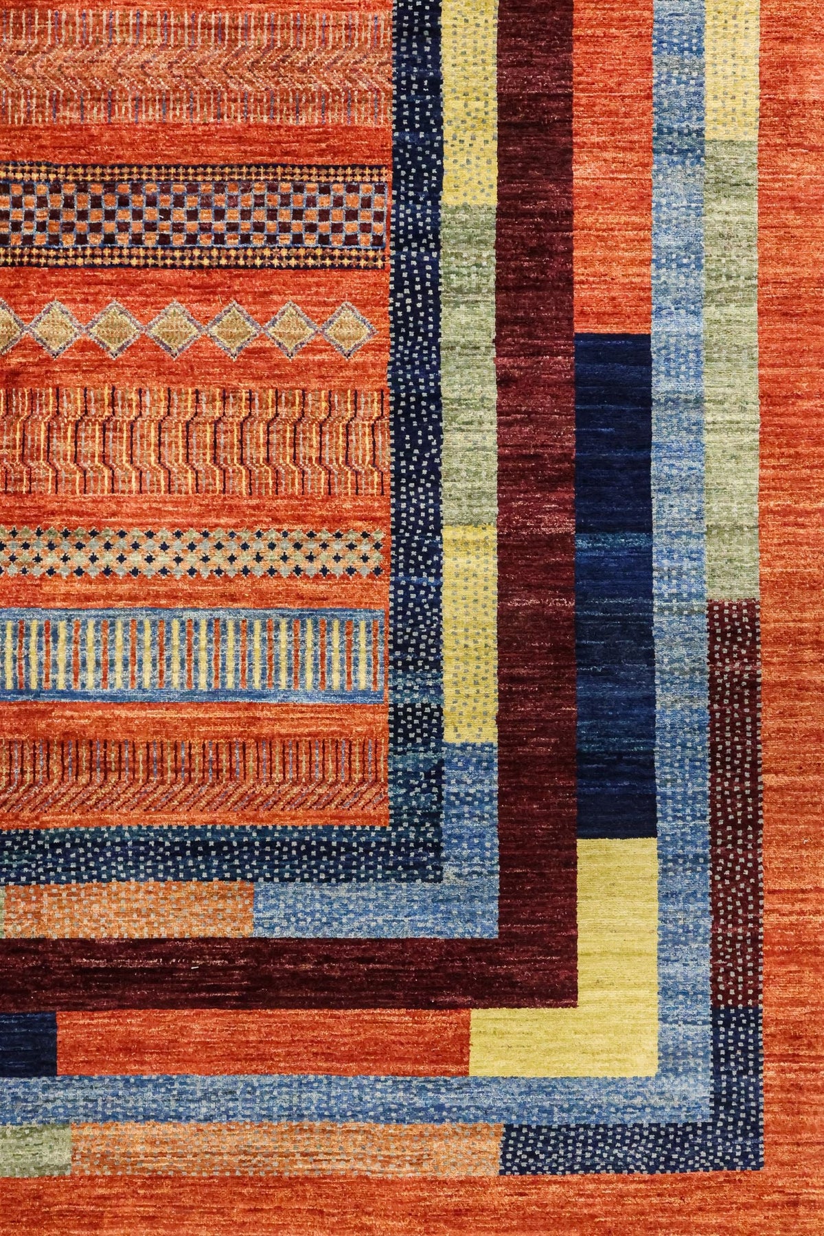 Gabbeh Handwoven Tribal Rug, J81340