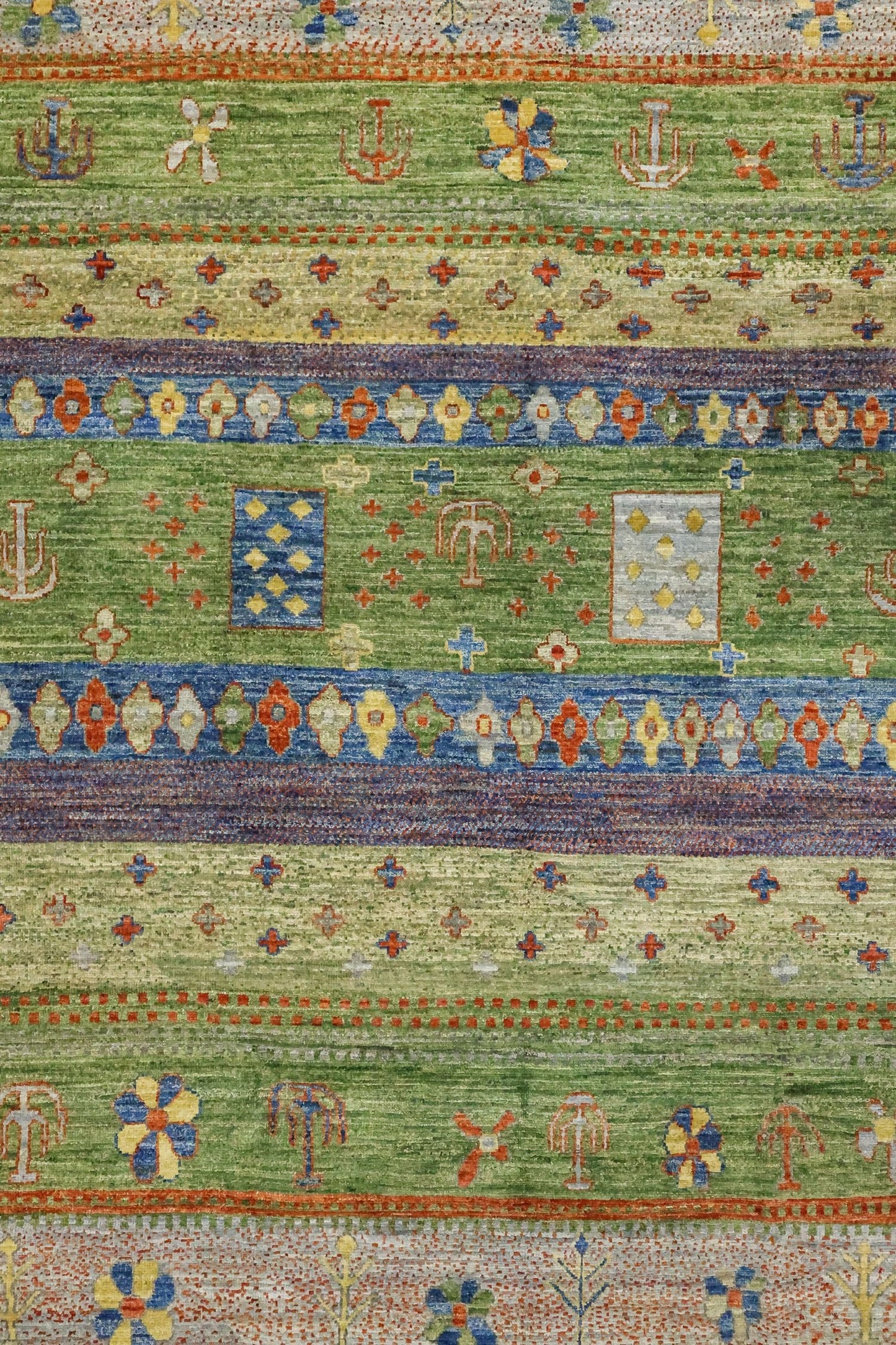 Gabbeh Handwoven Tribal Rug, J81380