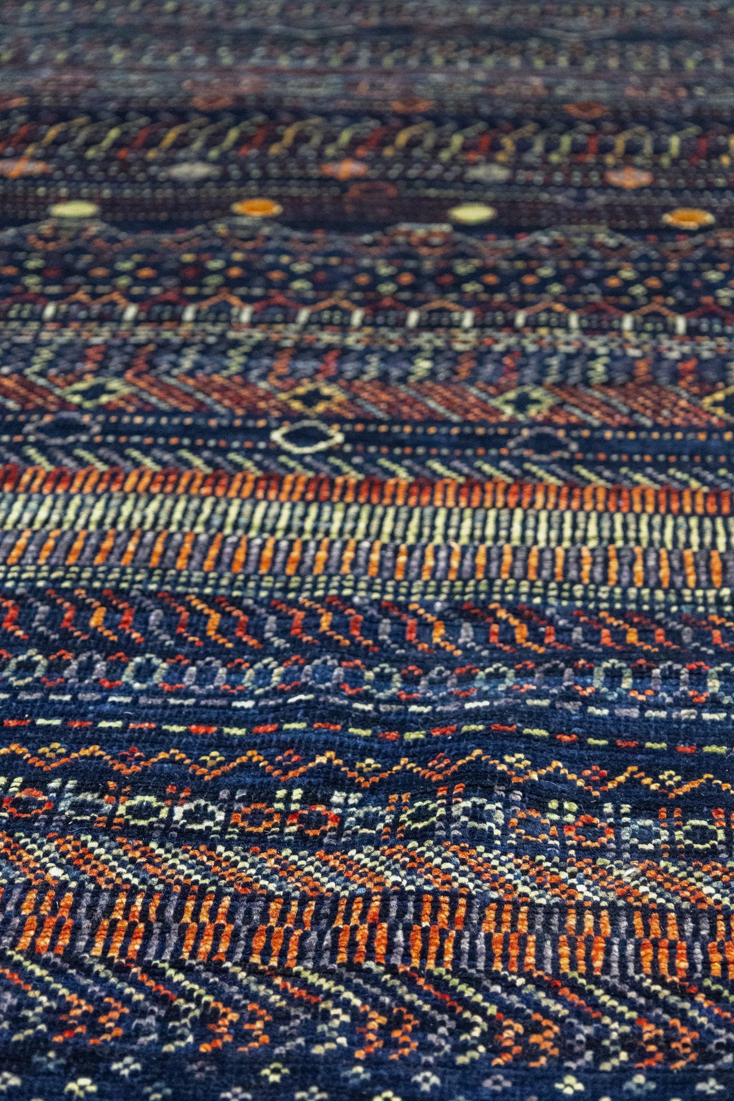 Gabbeh Handwoven Tribal Rug, J86044