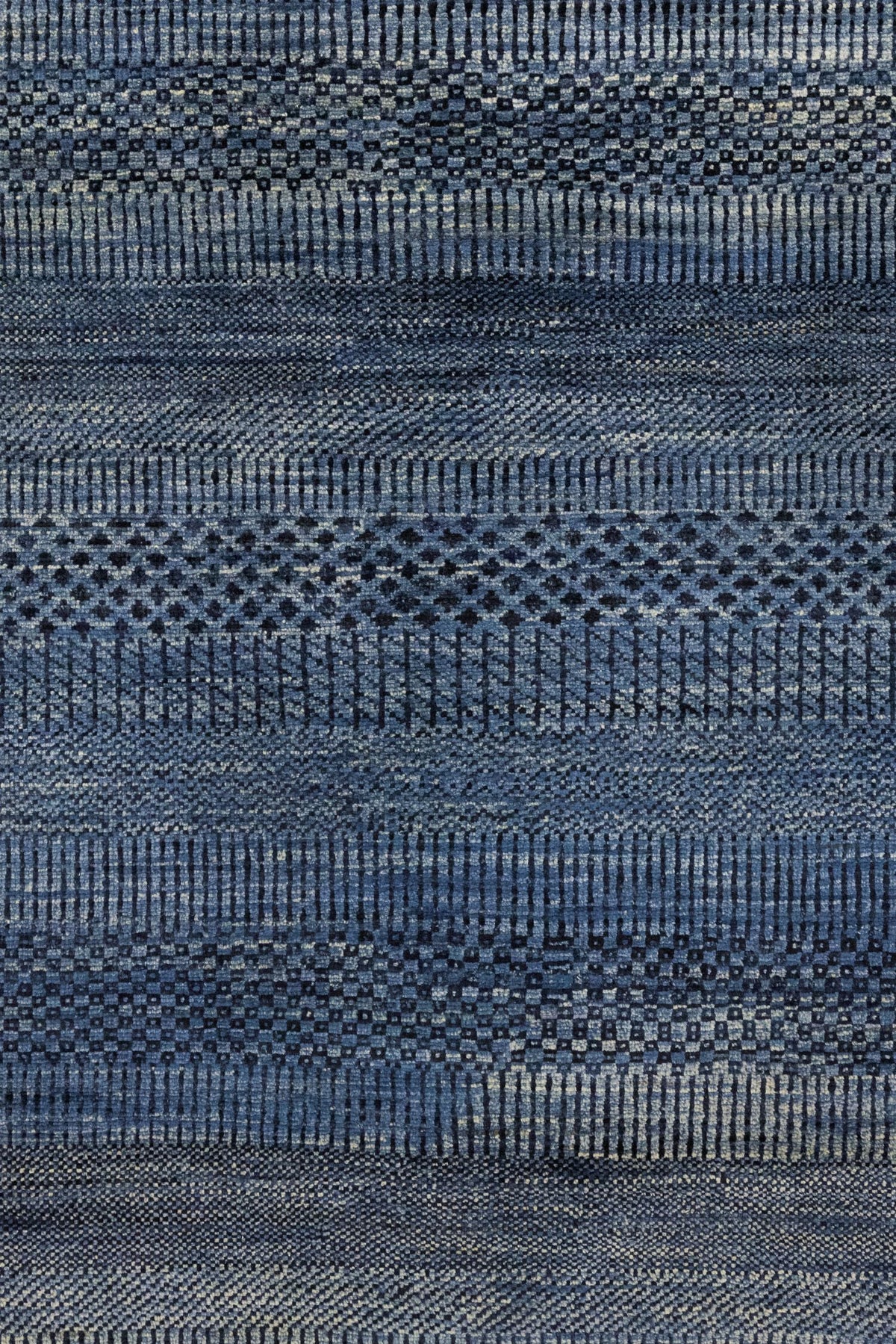 Gabbeh Handwoven Tribal Rug, J86103