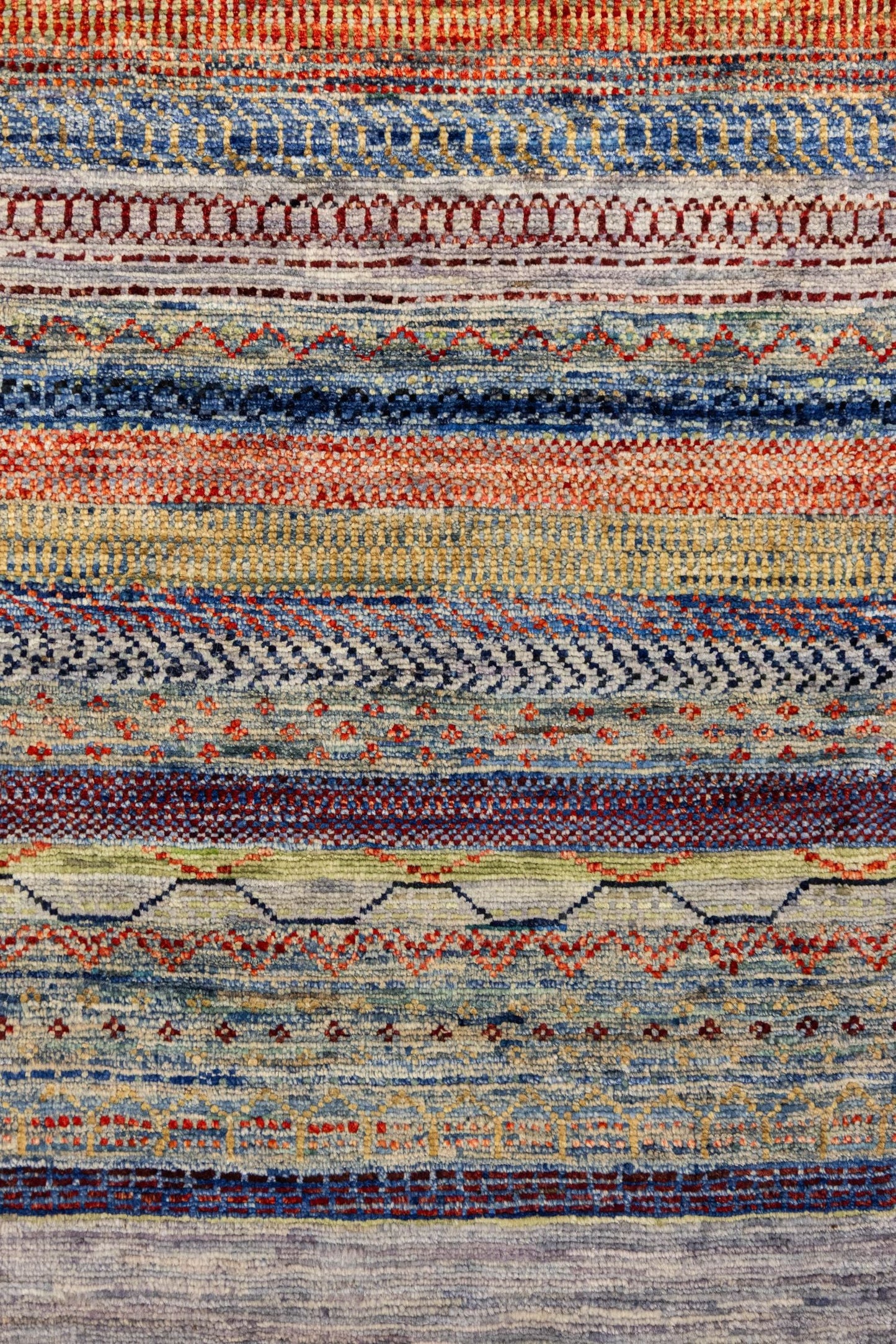 Gabbeh Handwoven Tribal Rug, J87456