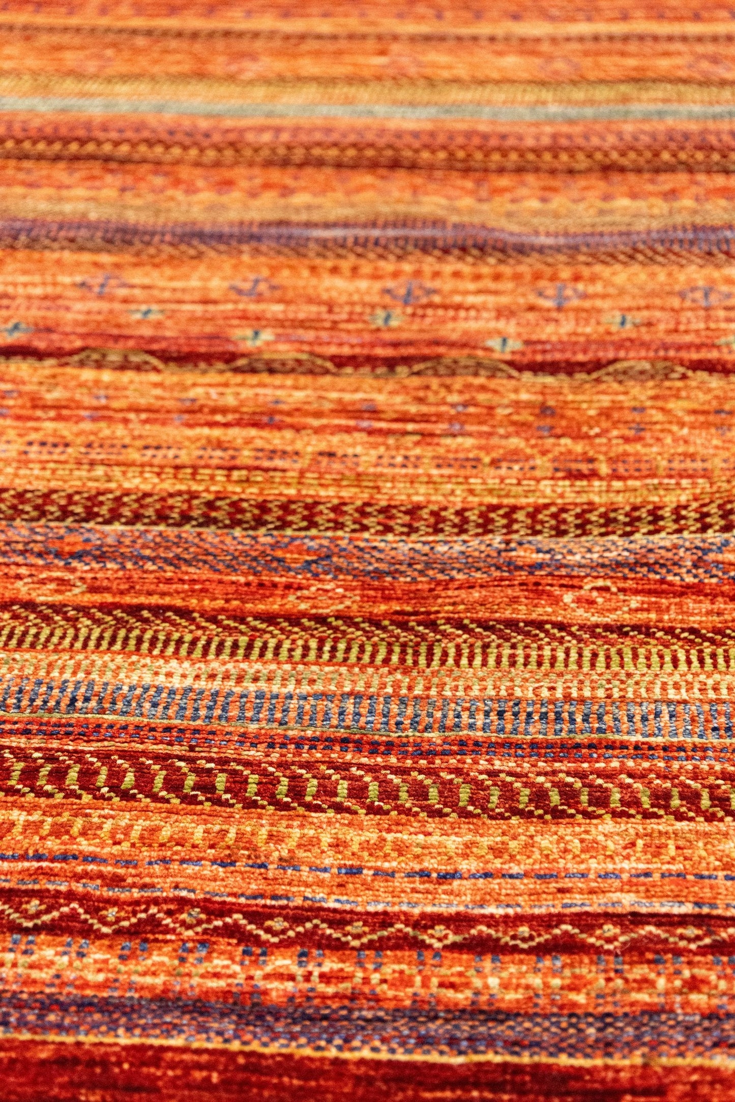 Gabbeh Handwoven Tribal Rug, J87462