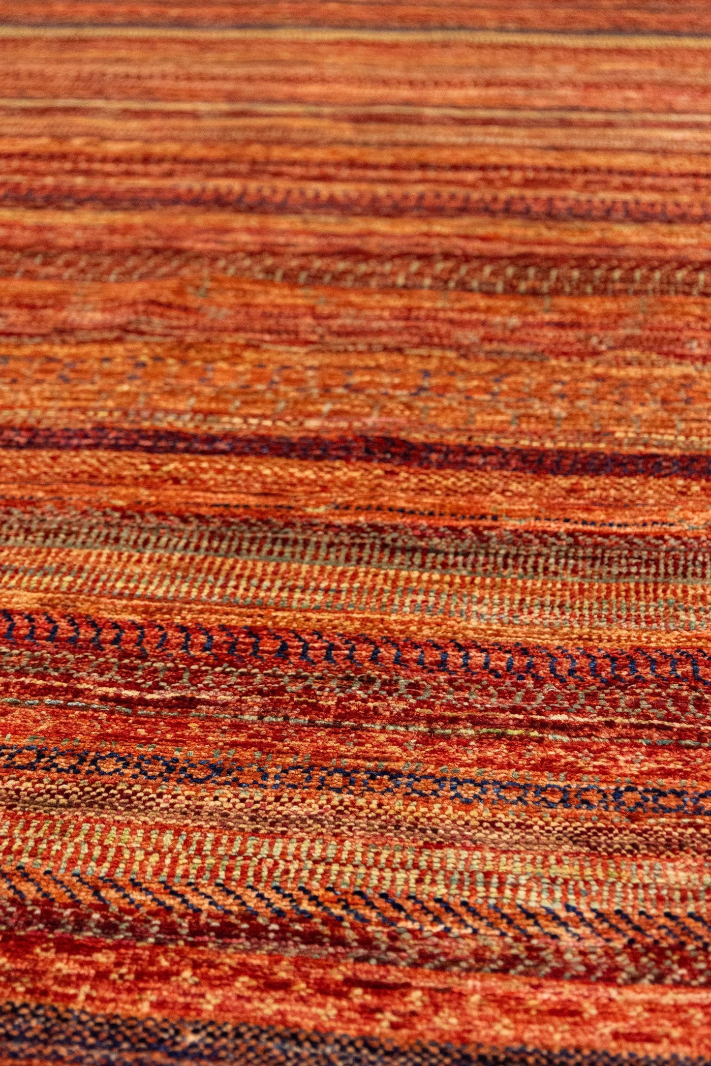 Gabbeh Handwoven Tribal Rug, J87465