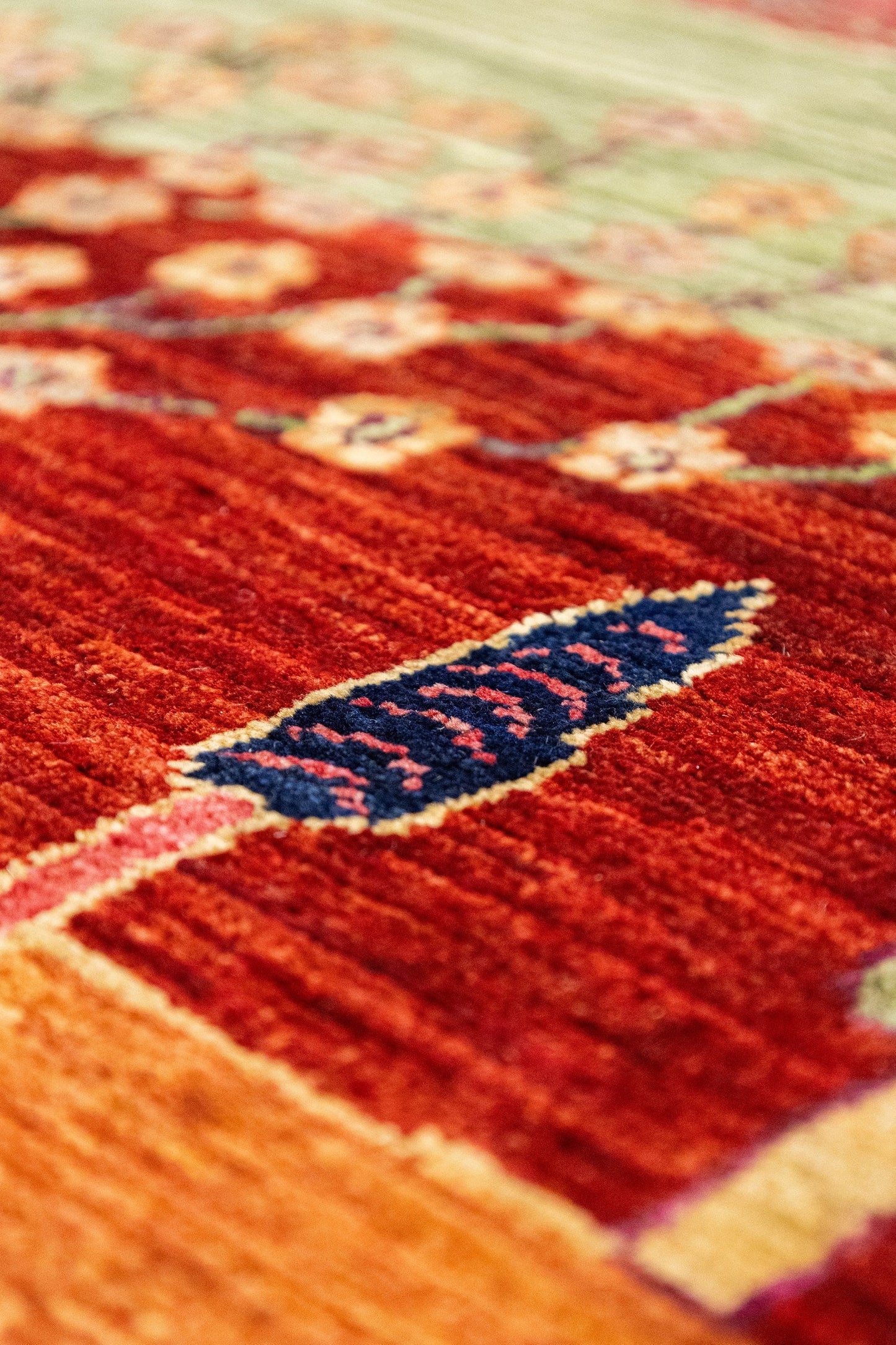 Gabbeh Handwoven Tribal Rug, J87468