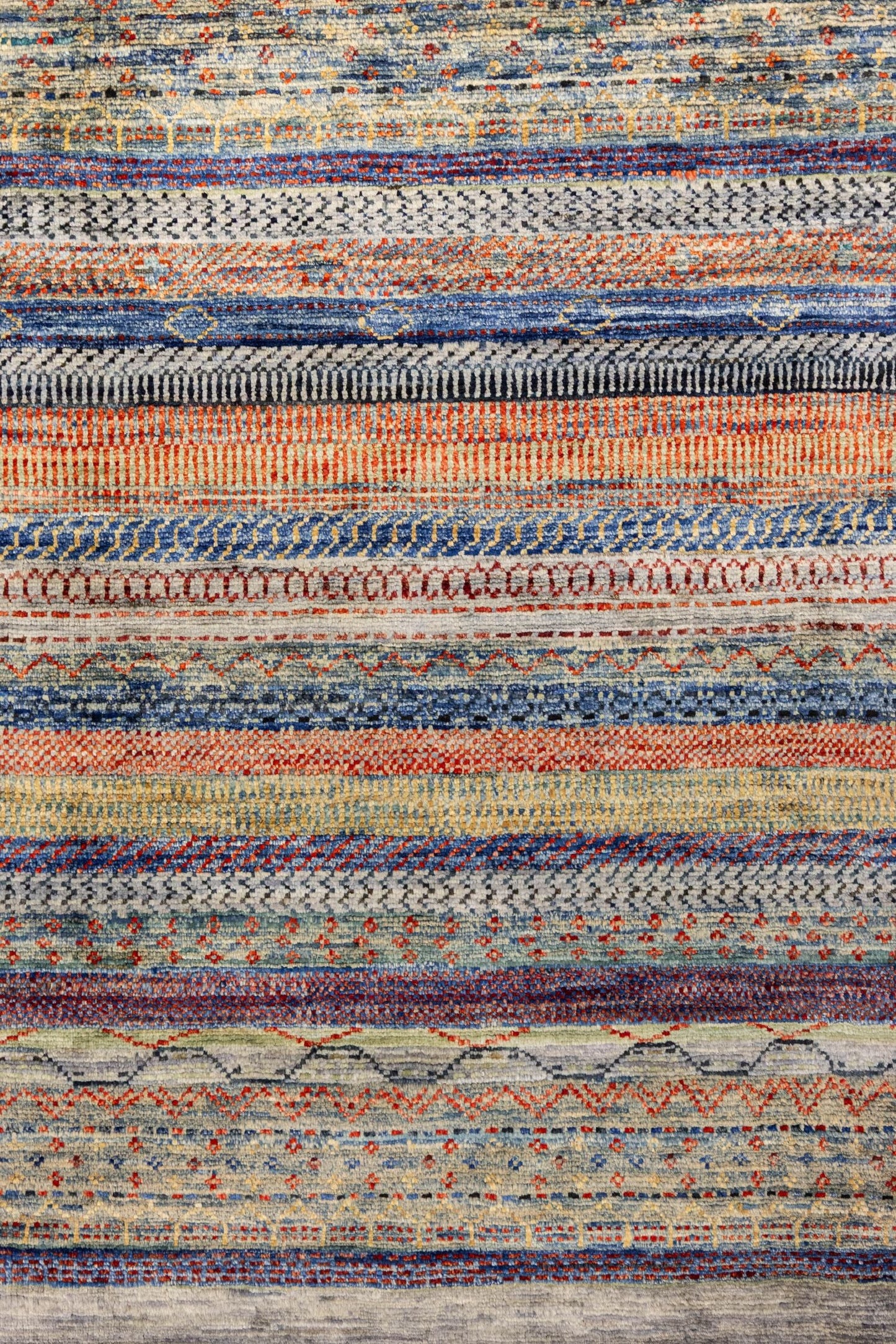 Gabbeh Handwoven Tribal Rug, J87483
