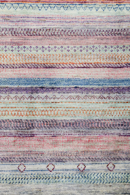 Gabbeh Handwoven Tribal Rug, J89238