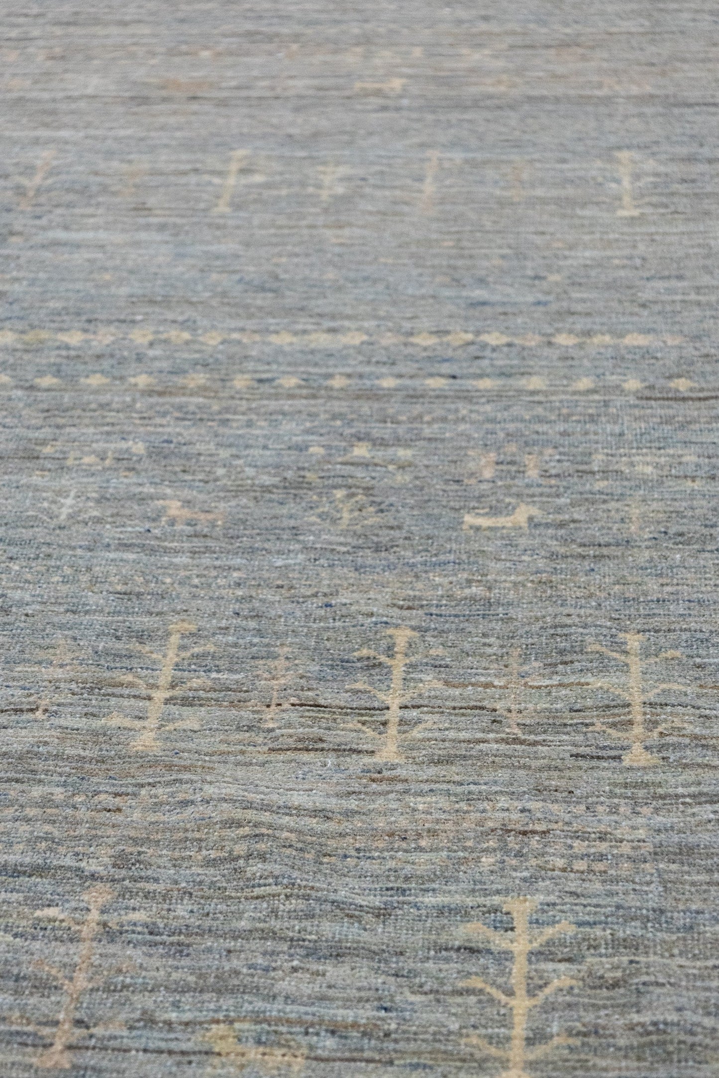 Gabbeh Handwoven Tribal Rug, J89277