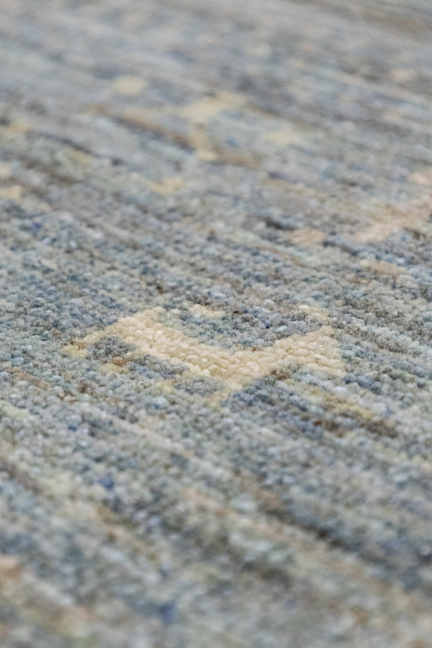 Gabbeh Handwoven Tribal Rug, J89277