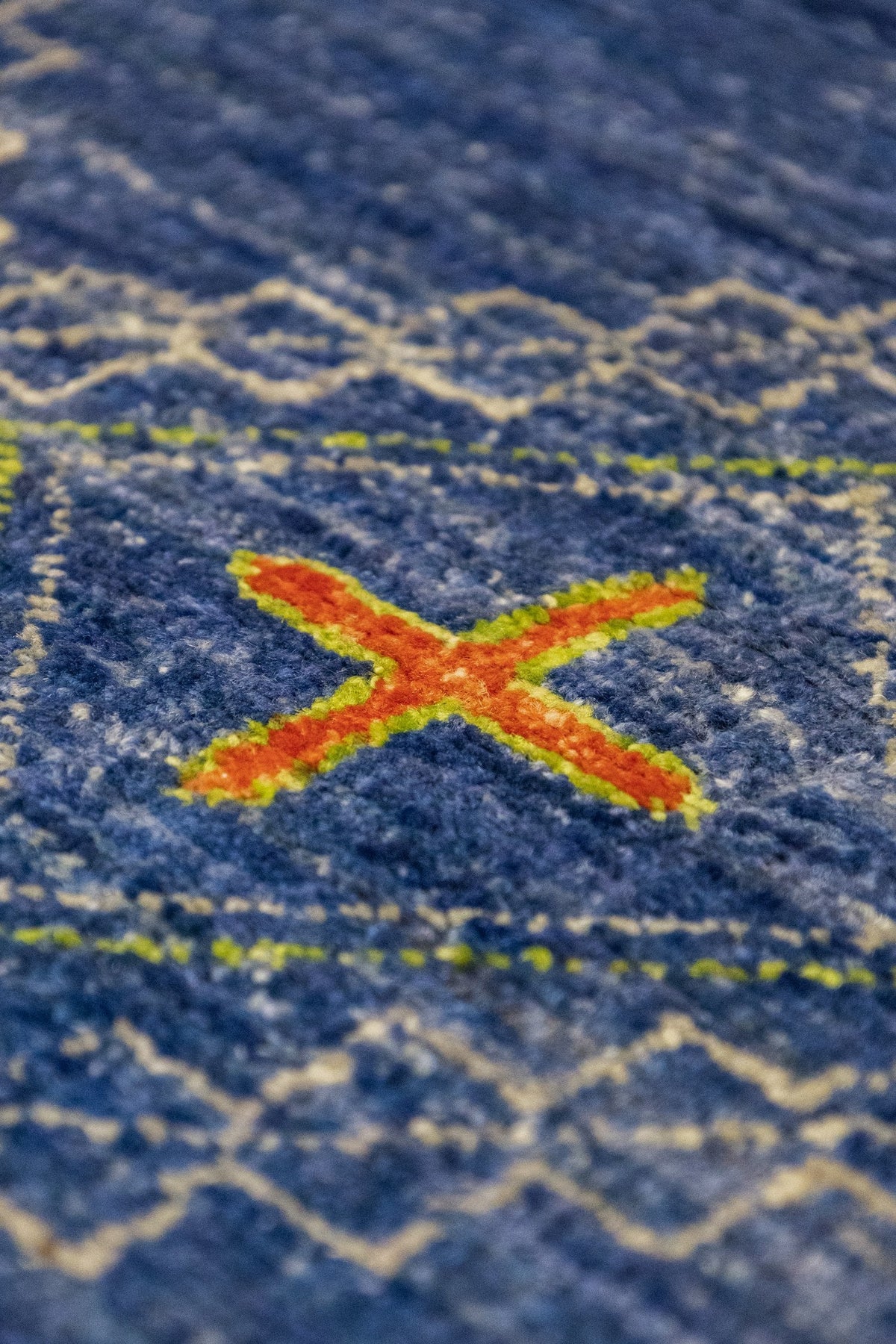 Gabbeh Handwoven Tribal Rug, J89861