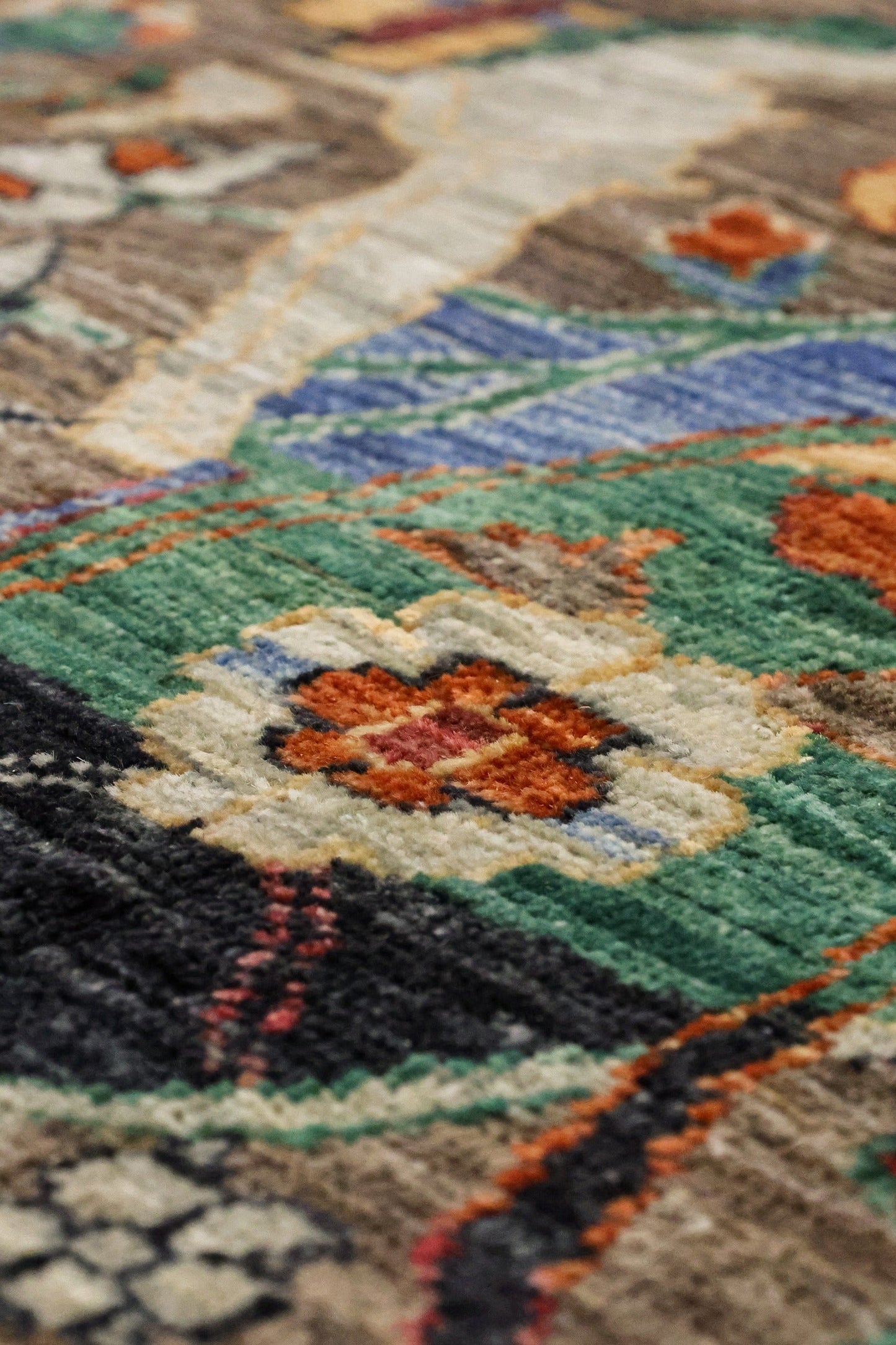 Garous Bijar Handwoven Tribal Rug, J81418