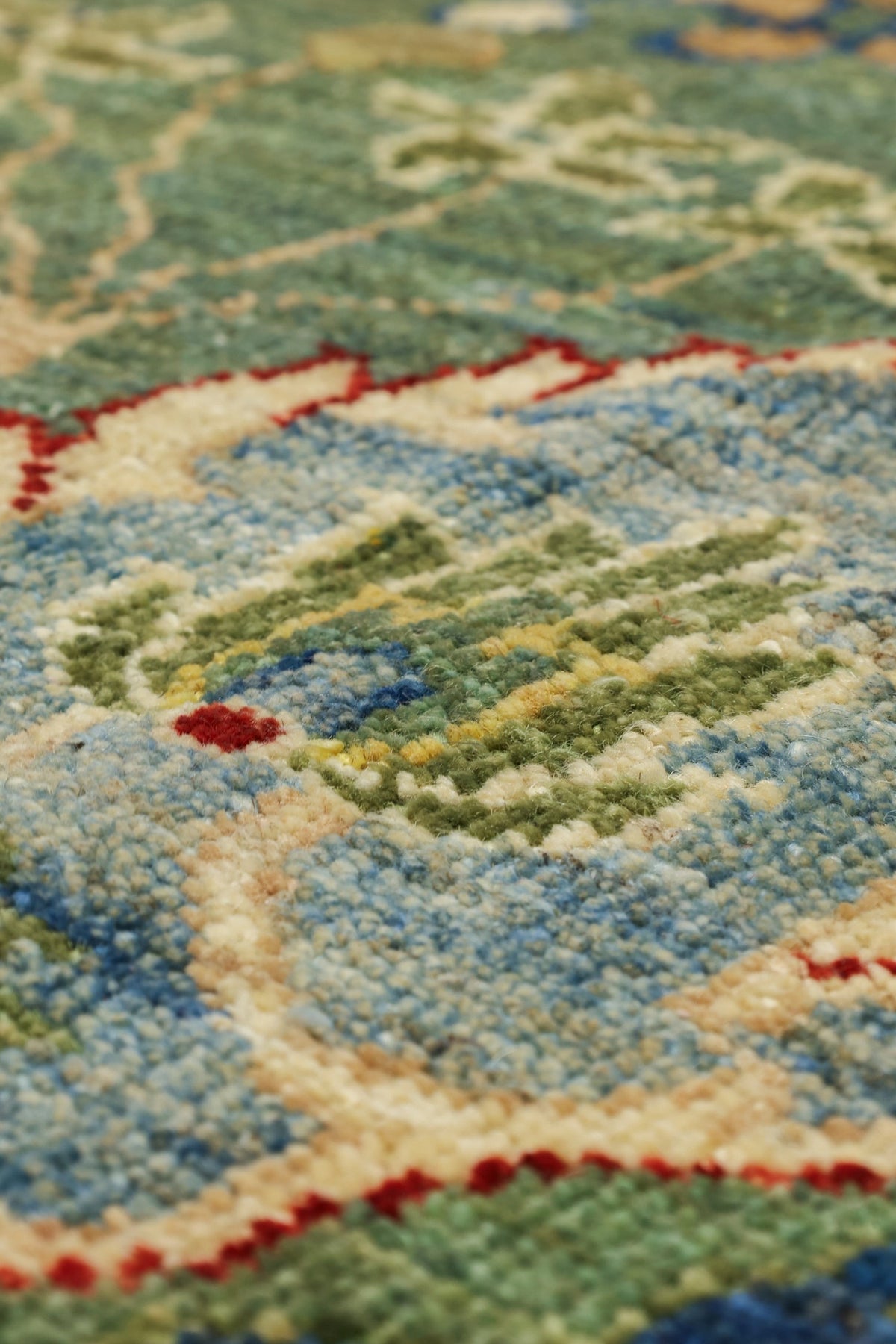 Garous Bijar Handwoven Tribal Rug, J81011