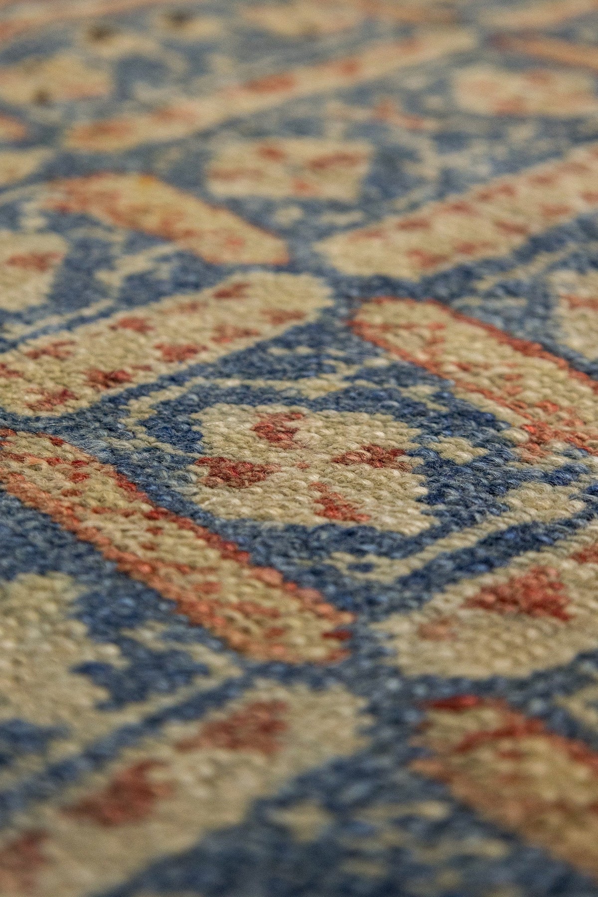Vintage Ghiordes Handwoven Tribal Rug, J86440