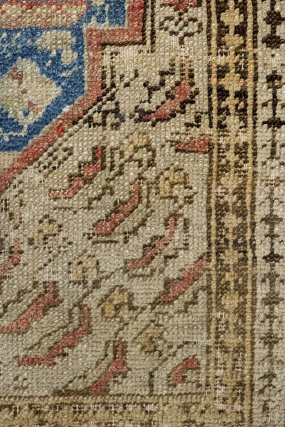 Vintage Ghiordes Handwoven Tribal Rug, J86440