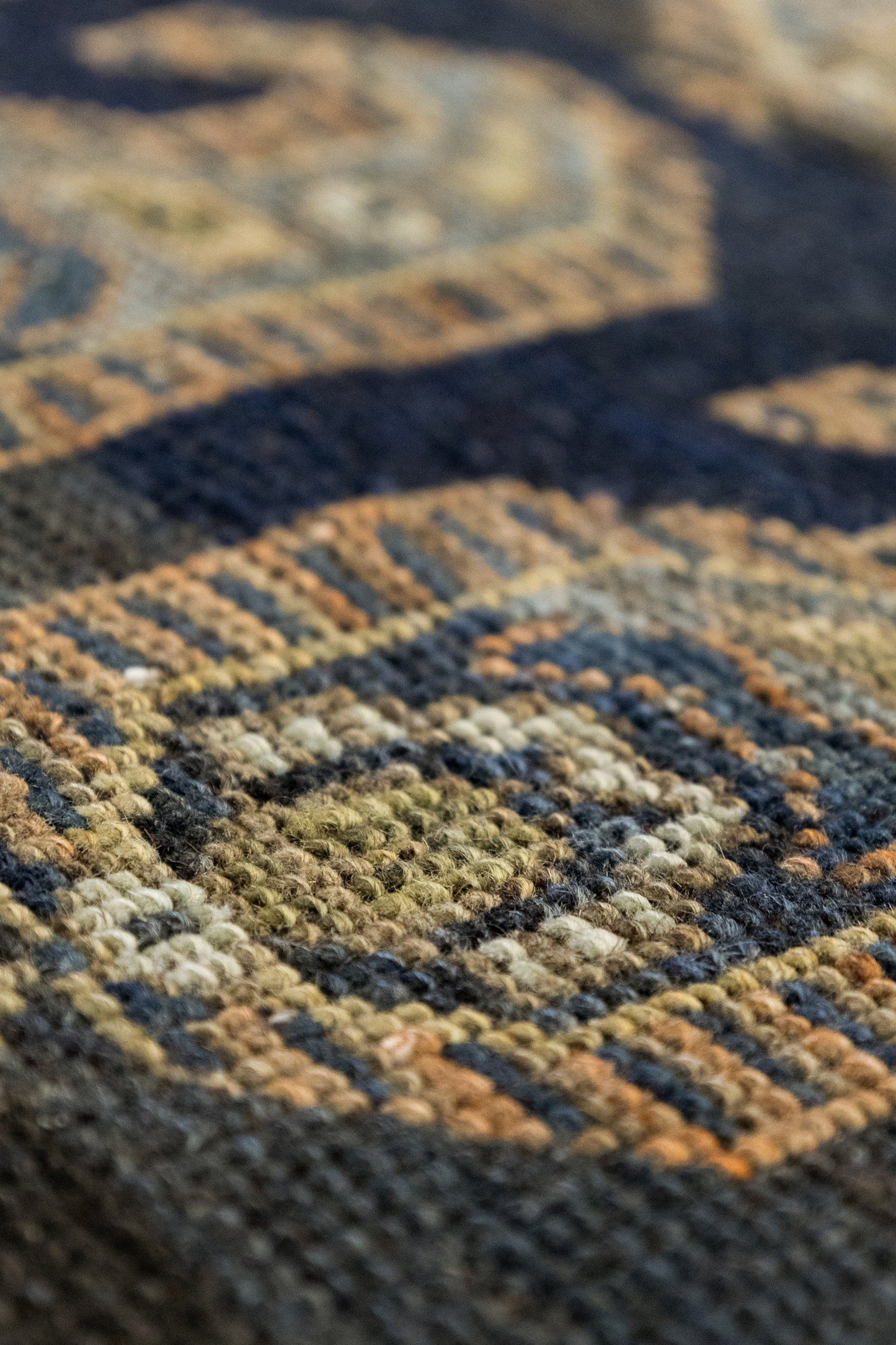 Vintage Hamadan Handwoven Tribal Rug, J75308
