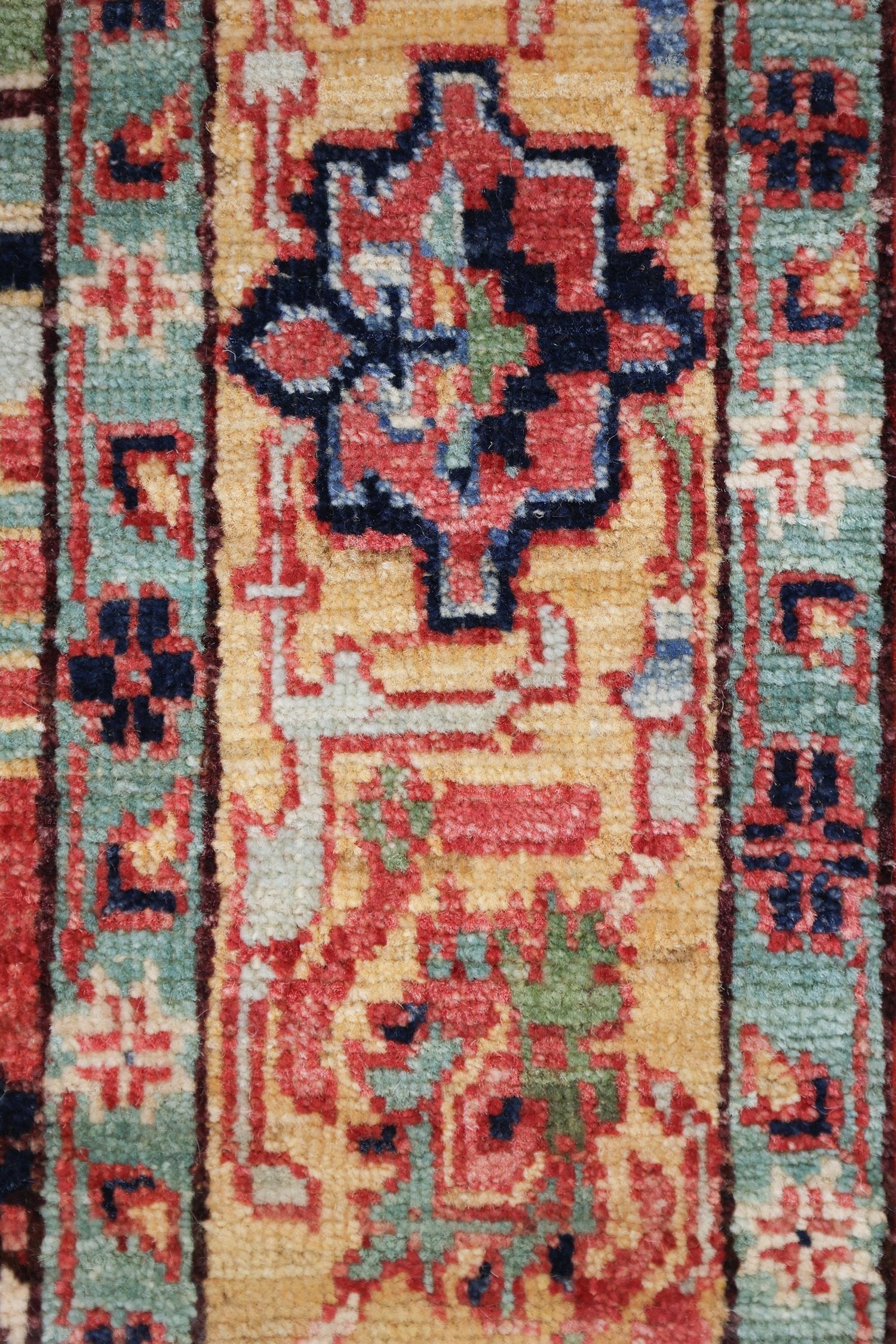 Herat Handwoven Tribal Rug, J71142