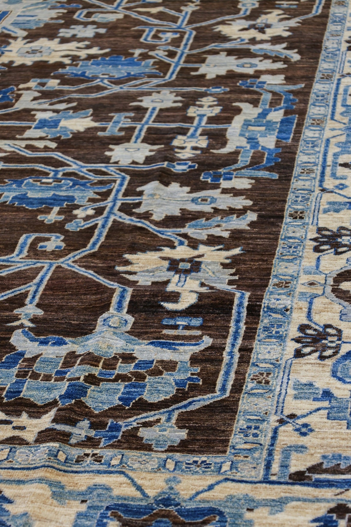 Heriz Handwoven Tribal Rug, J80287