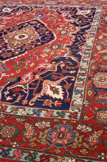 Heriz Handwoven Tribal Rug, 78821