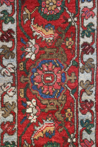 Heriz Handwoven Tribal Rug, 78821