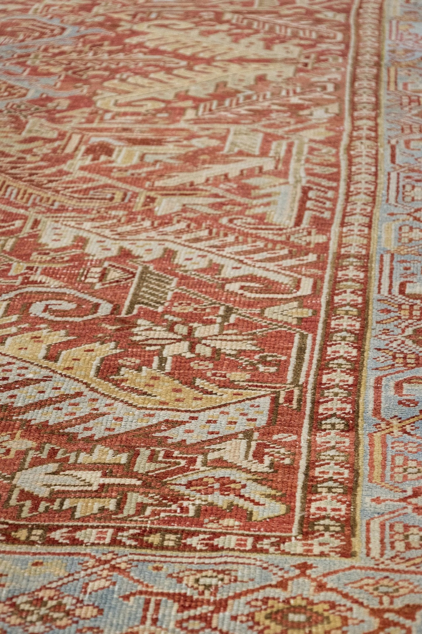 Vintage Heriz Handwoven Tribal Rug, J67415