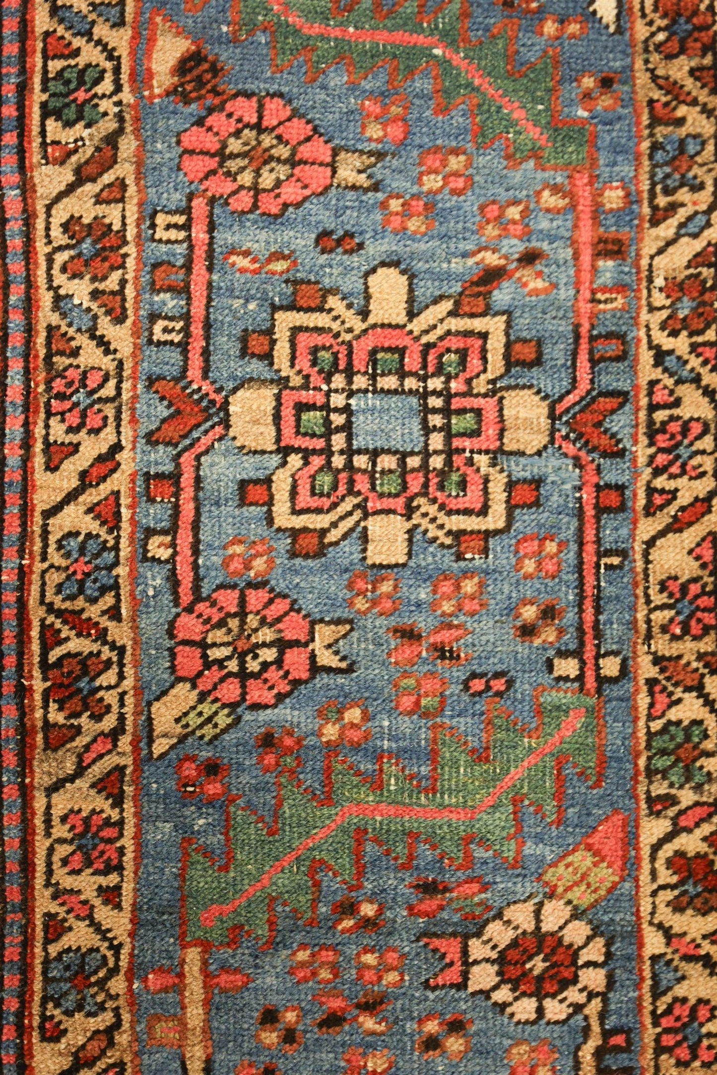 Antique Heriz Handwoven Tribal Rug, J67629