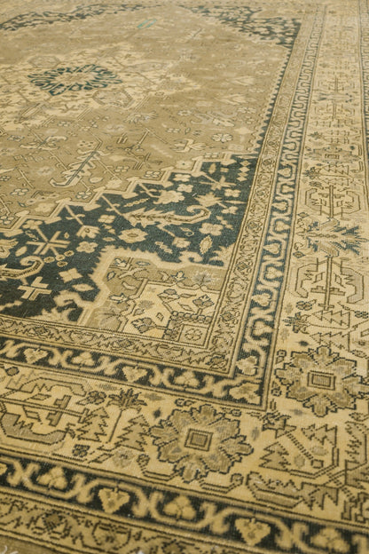 Vintage Heriz Handwoven Tribal Rug, J72540