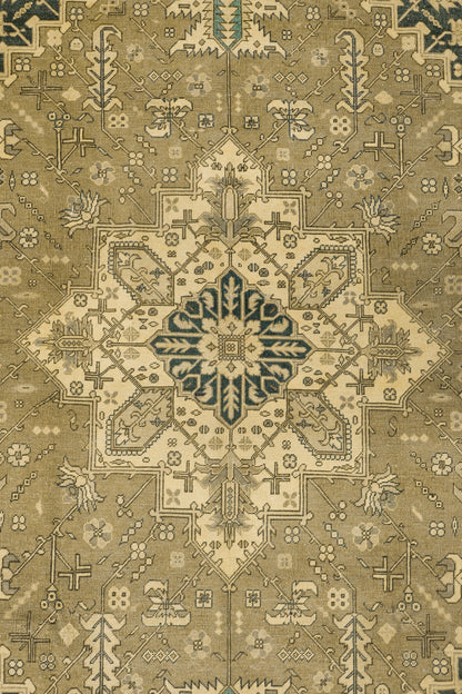 Vintage Heriz Handwoven Tribal Rug, J72540