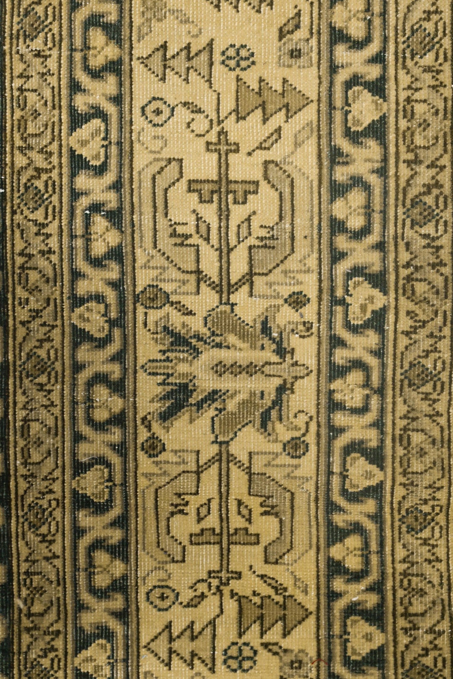 Vintage Heriz Handwoven Tribal Rug, J72540