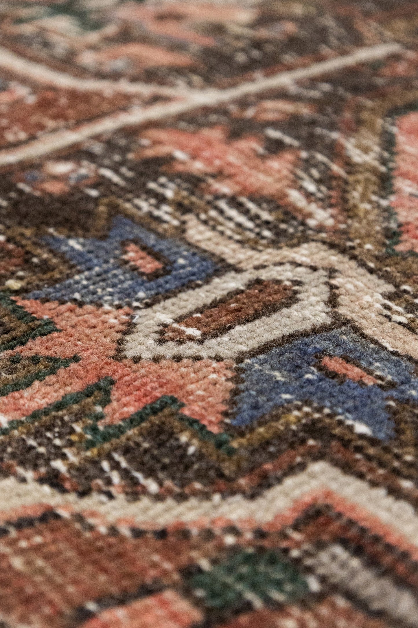 Vintage Heriz Handwoven Tribal Rug, J73952