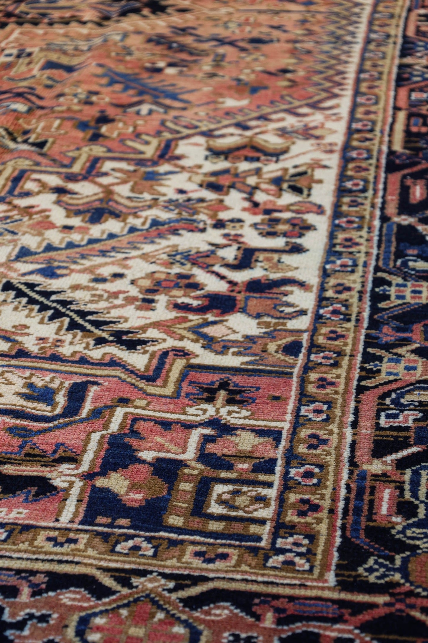 Vintage Heriz Handwoven Tribal Rug, J79425