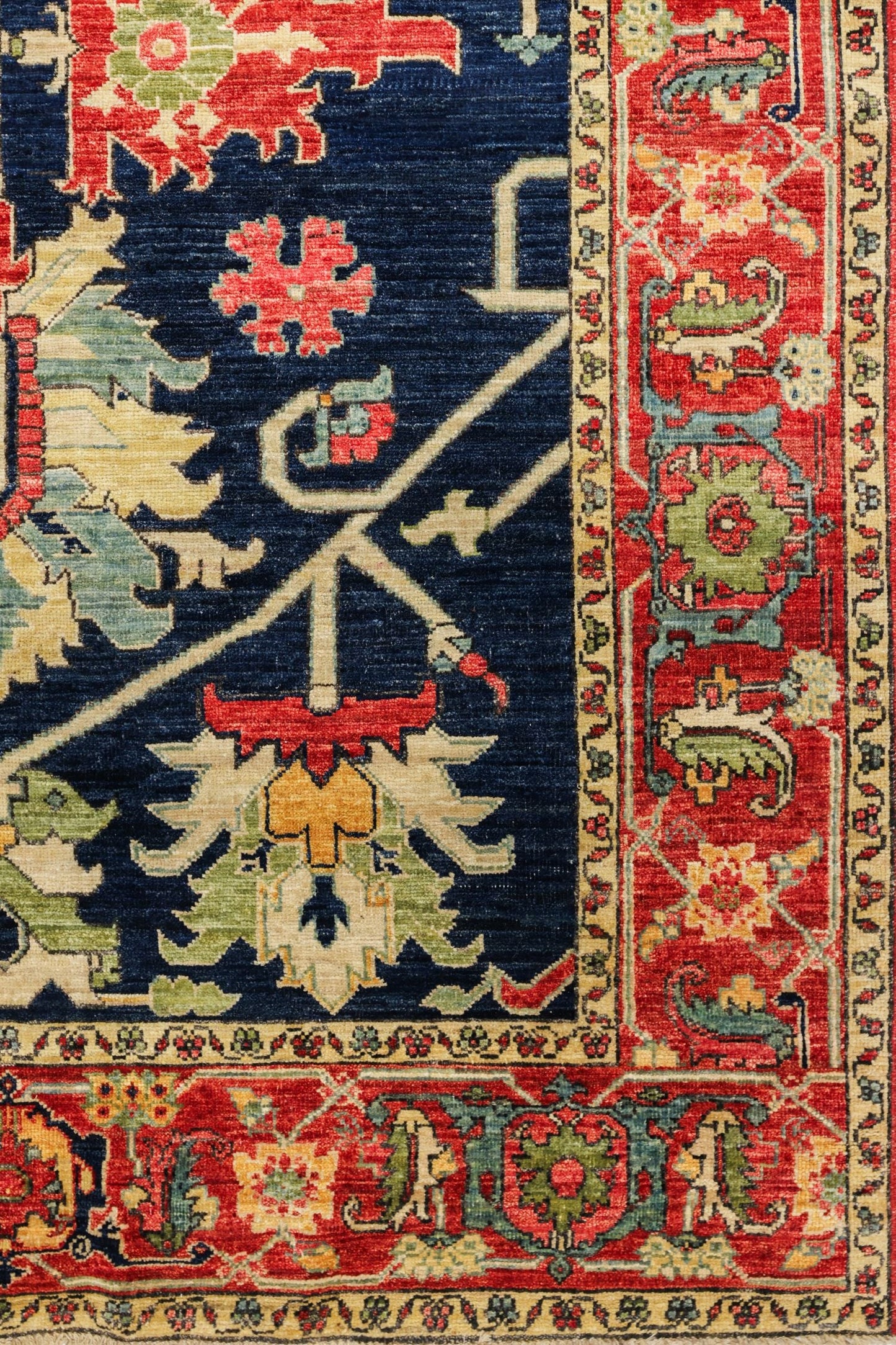 Heriz Handwoven Tribal Rug, J80750