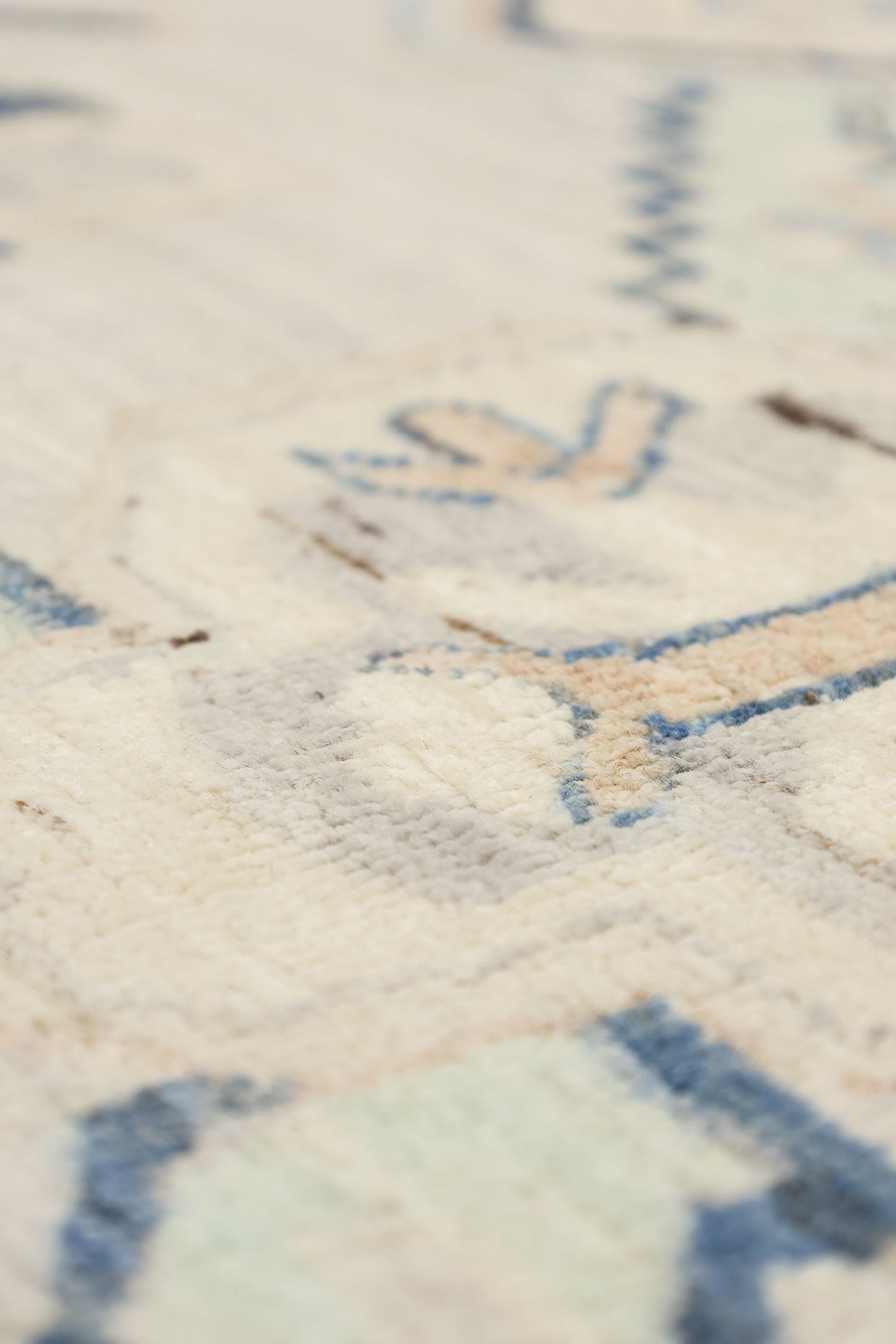 Heriz Handwoven Tribal Rug, J81328