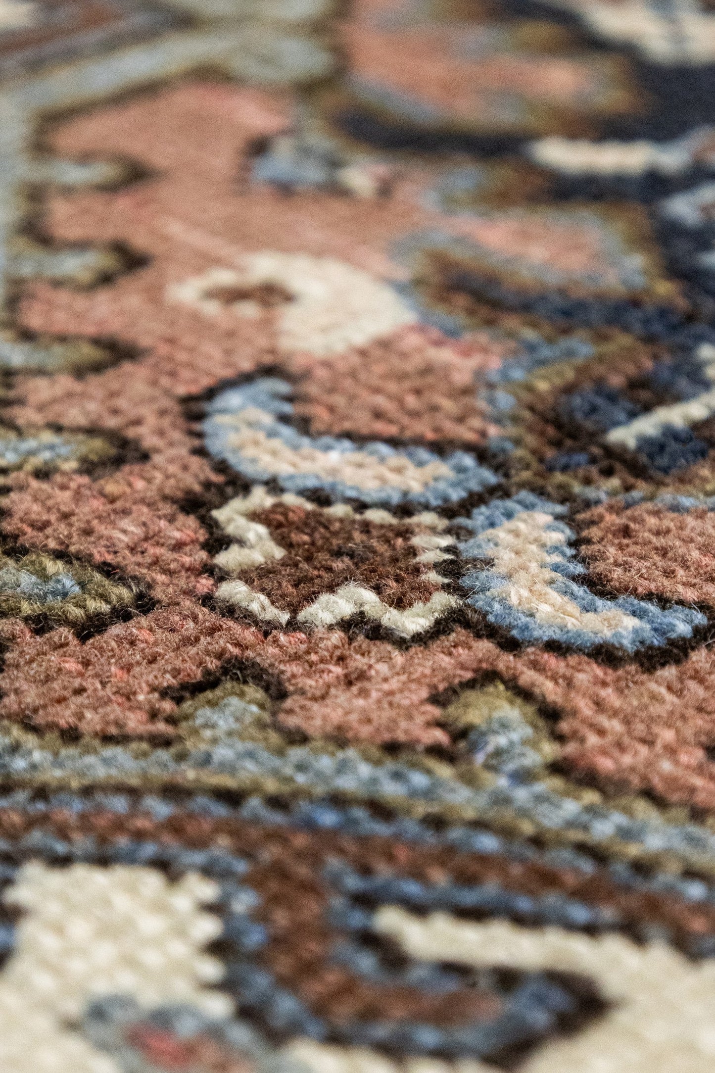 Vintage Heriz Handwoven Tribal Rug, J89145