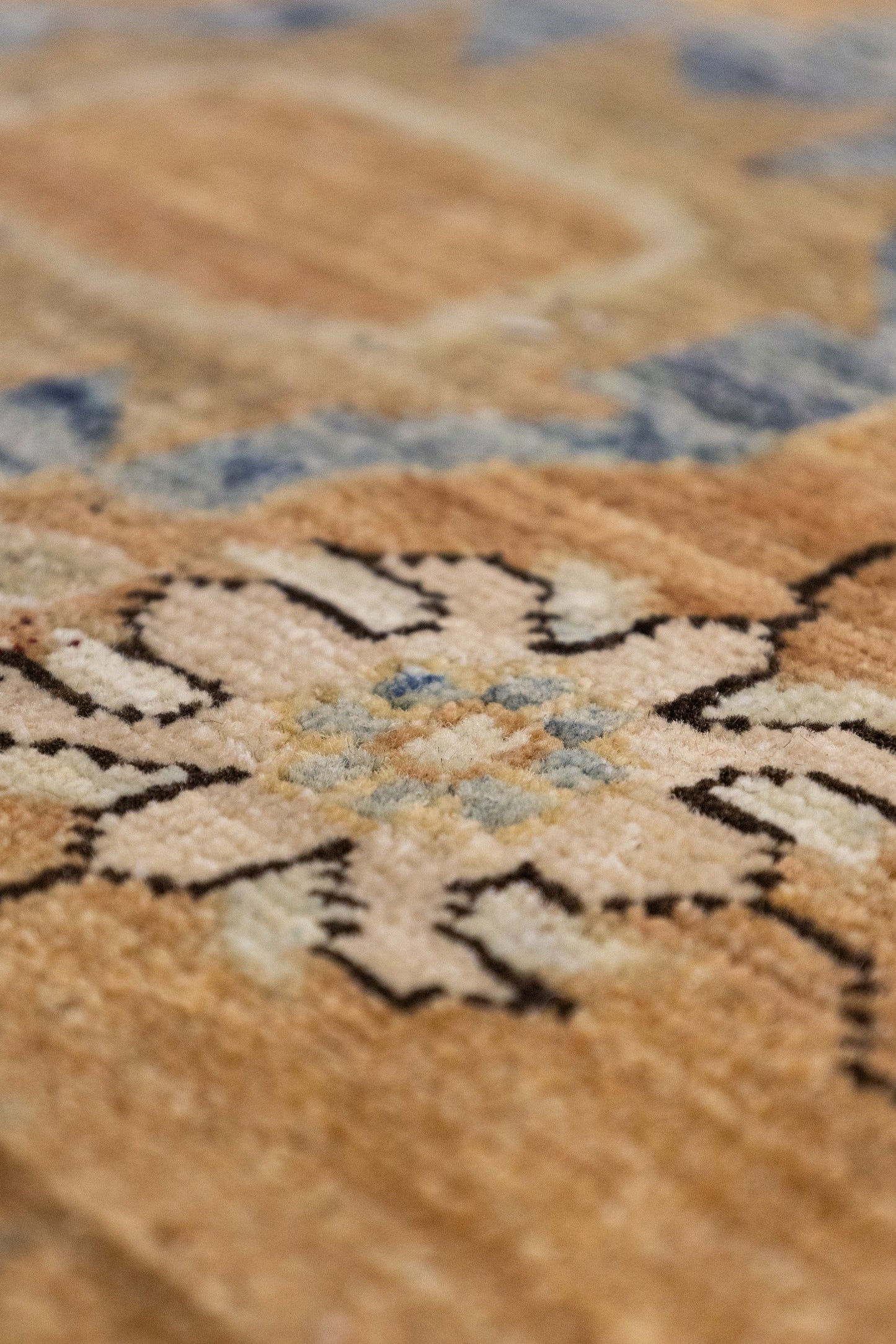 Heriz Handwoven Tribal Rug, J89286
