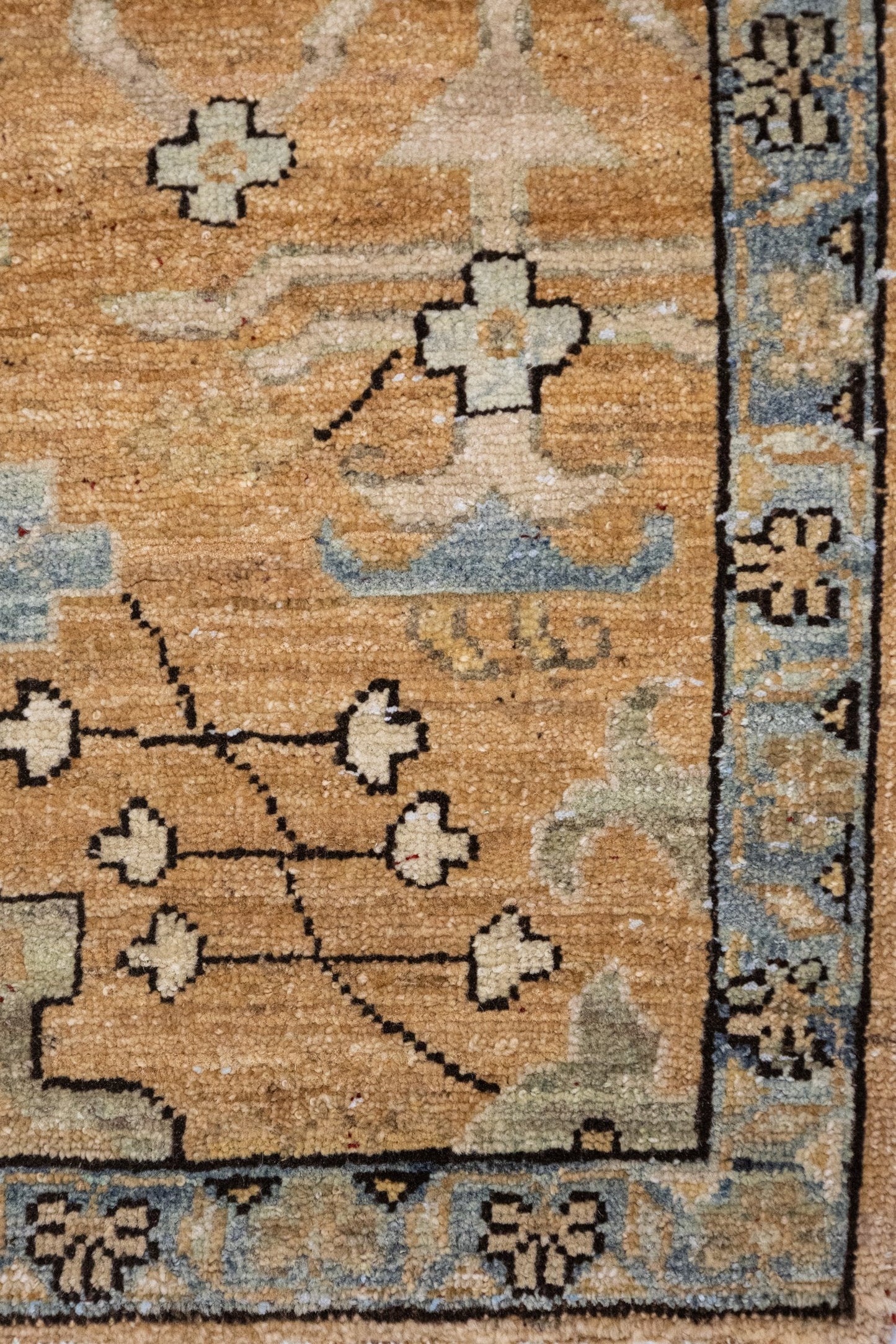 Heriz Handwoven Tribal Rug, J89286