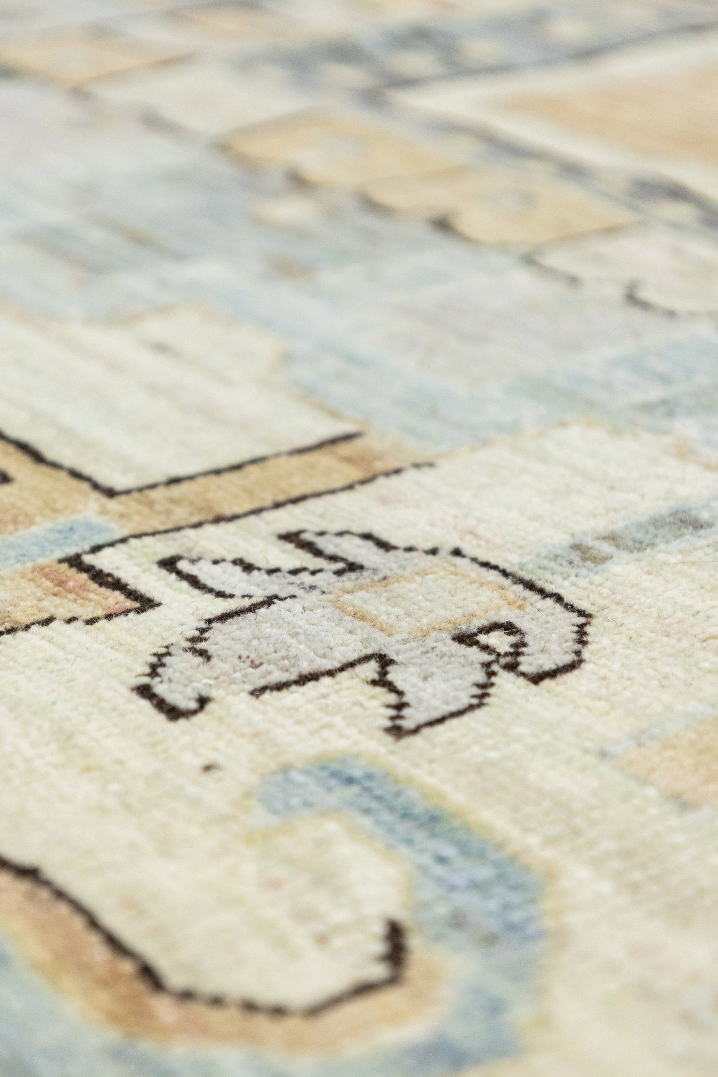 Heriz Handwoven Tribal Rug, J89287
