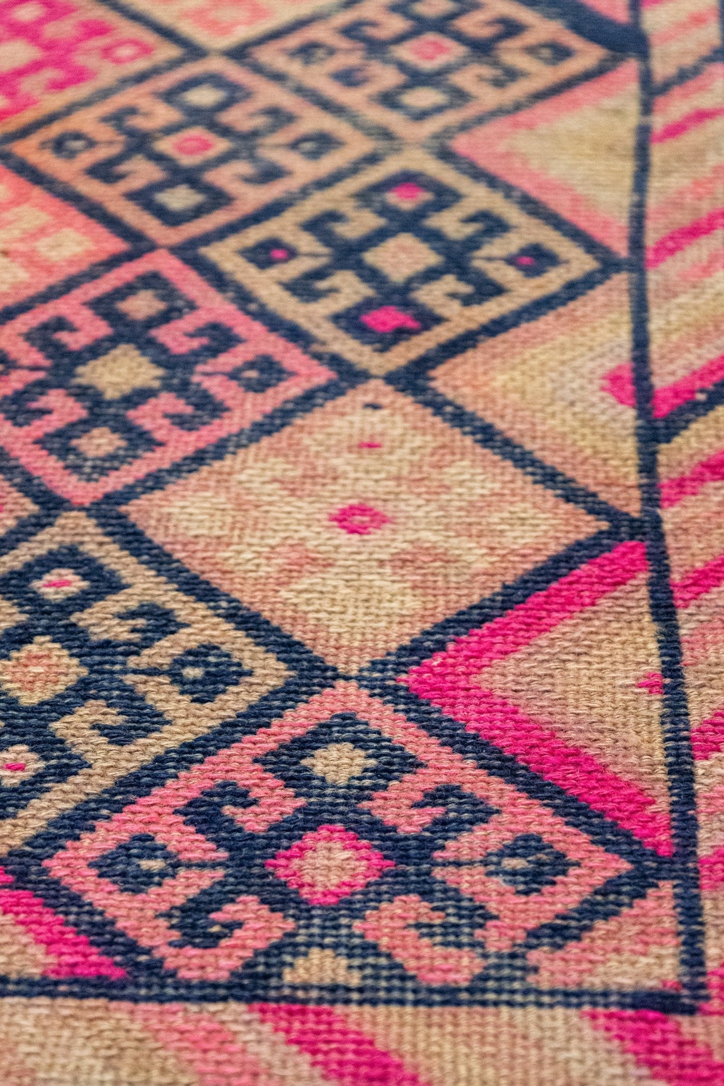 Vintage Herki Handwoven Tribal Rug, T88612